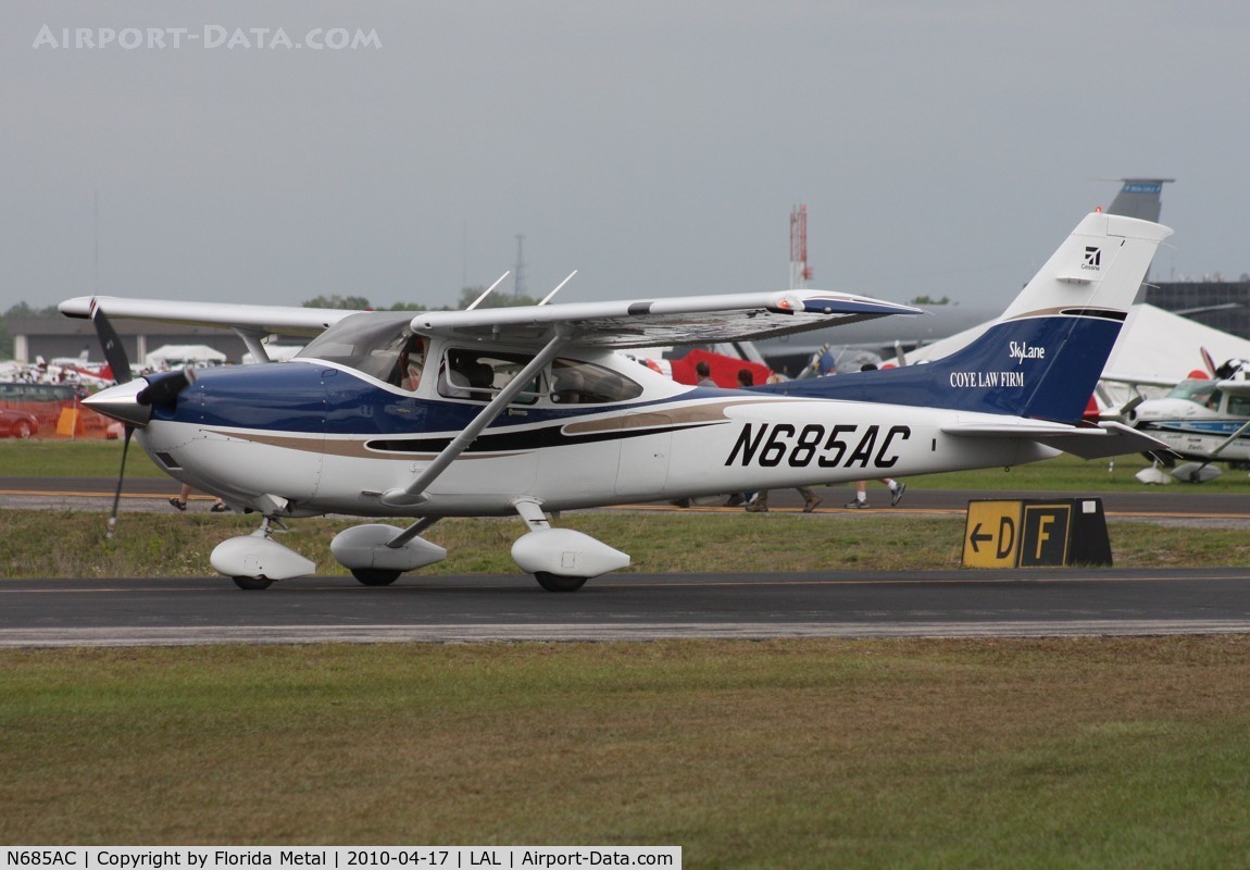 N685AC, 2004 Cessna 182T Skylane C/N 18281463, C182T