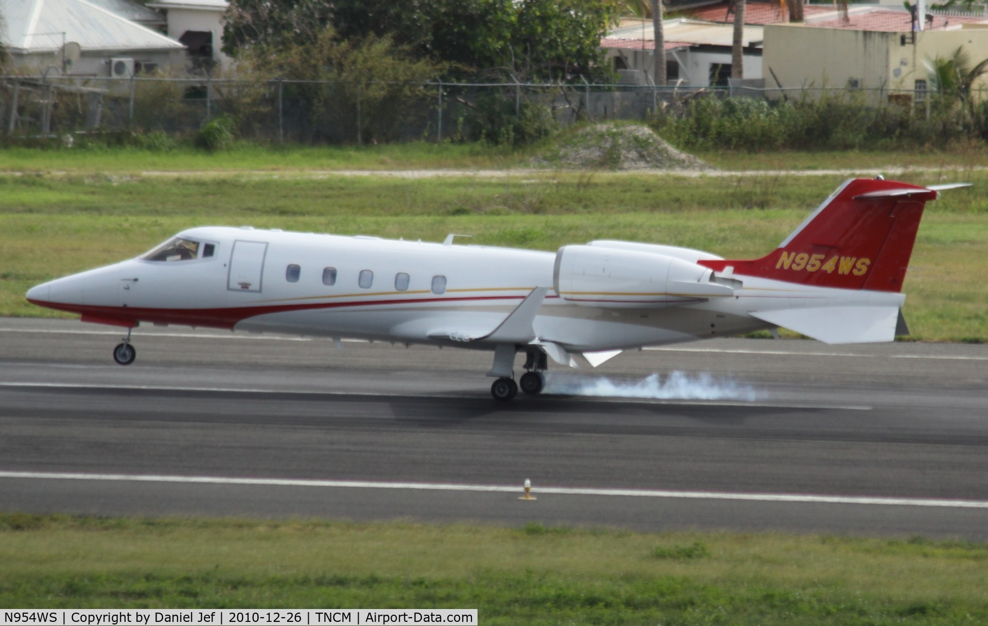 N954WS, Learjet Inc 60 C/N 271, N954WS landing a TNCM