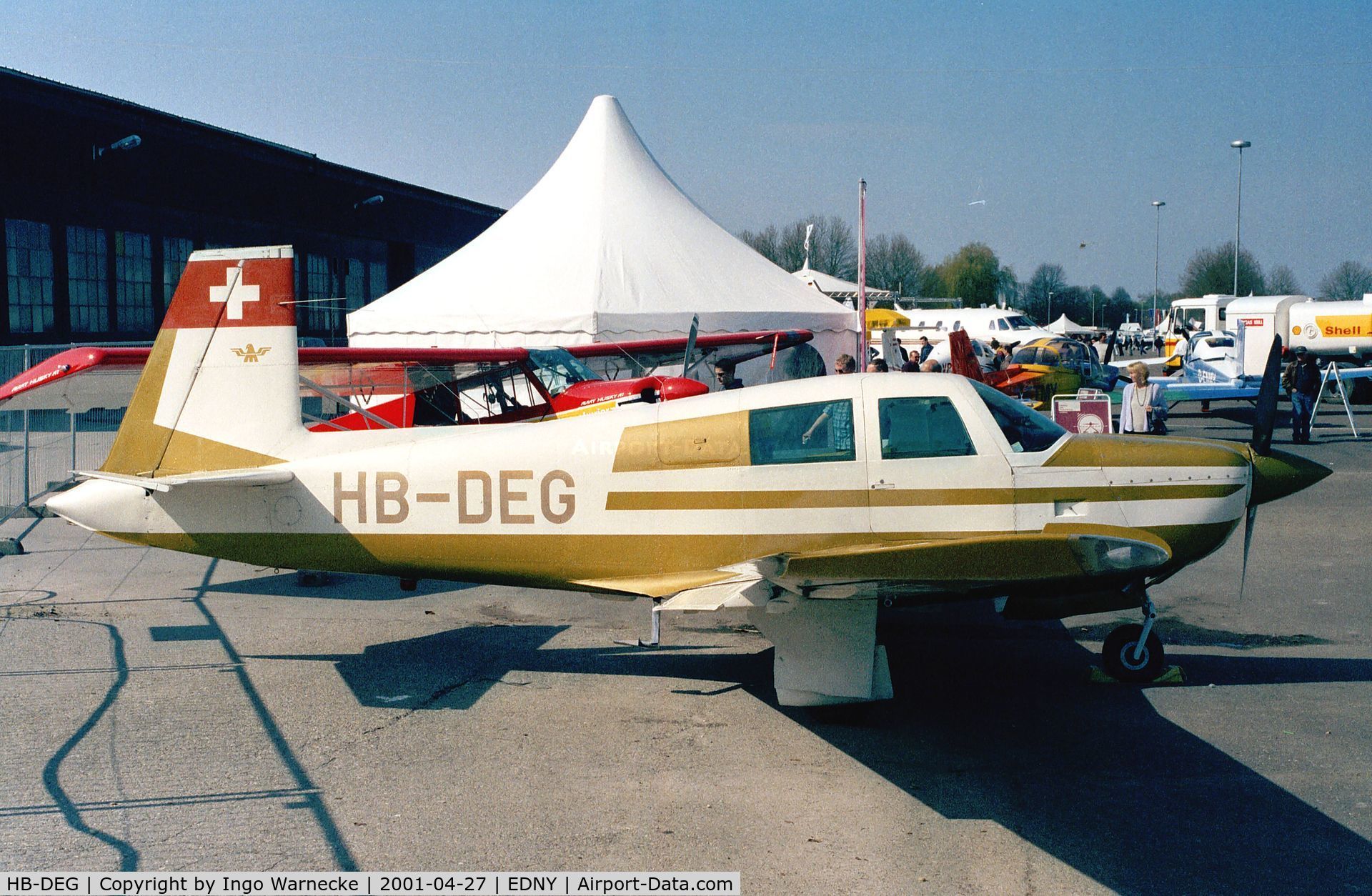 HB-DEG, 1964 Mooney M20E C/N 345, Mooney M20E at the AERO 2001, Friedrichshafen