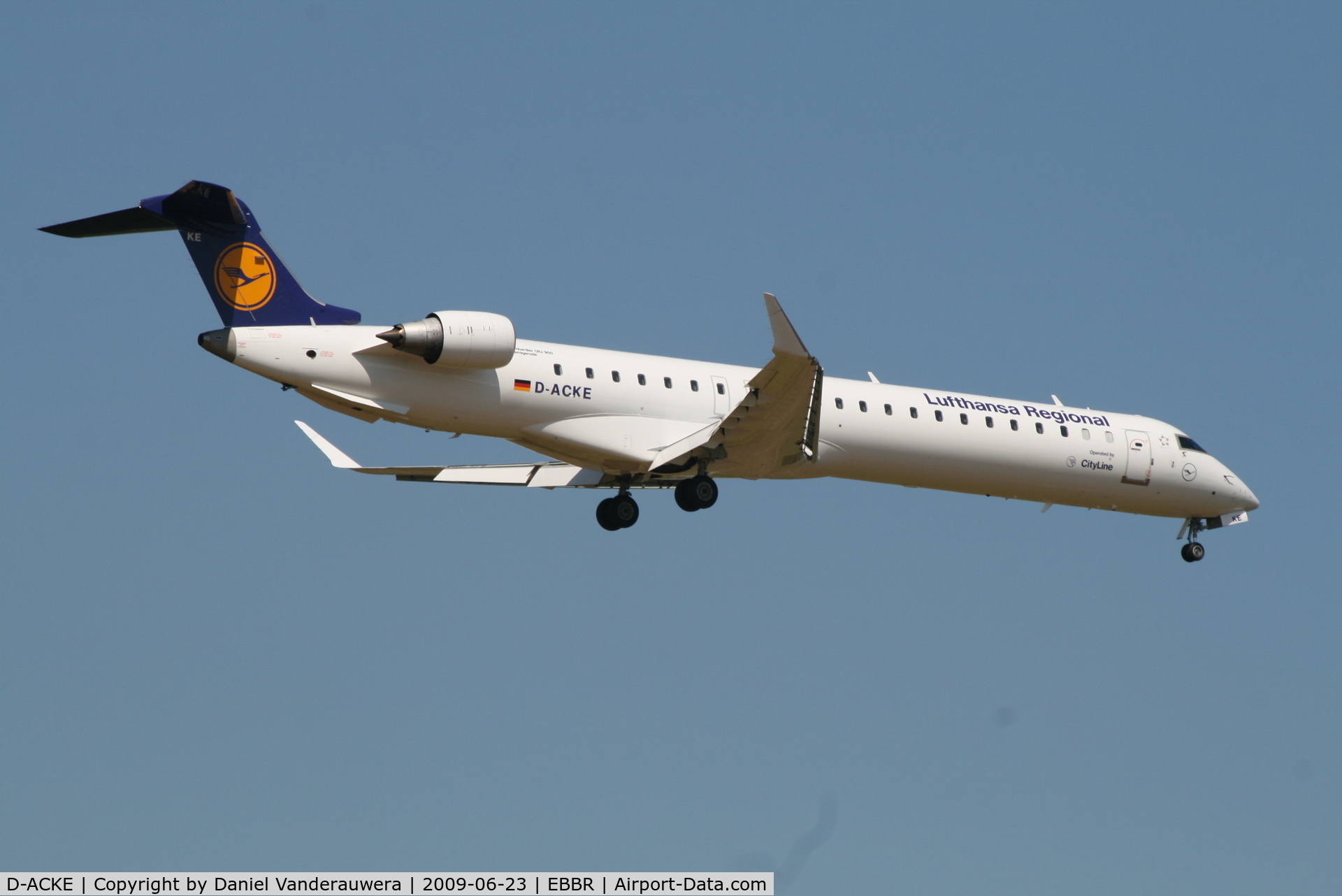D-ACKE, 2006 Bombardier CRJ-900LR (CL-600-2D24) C/N 15081, Flight LH4604 is descending to RWY 02
