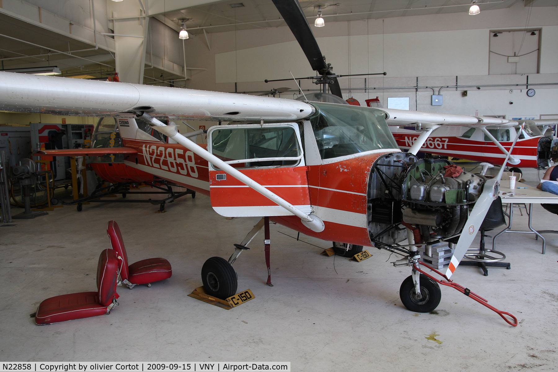 N22858, 1968 Cessna 150H C/N 15068567, Van Nuys airport