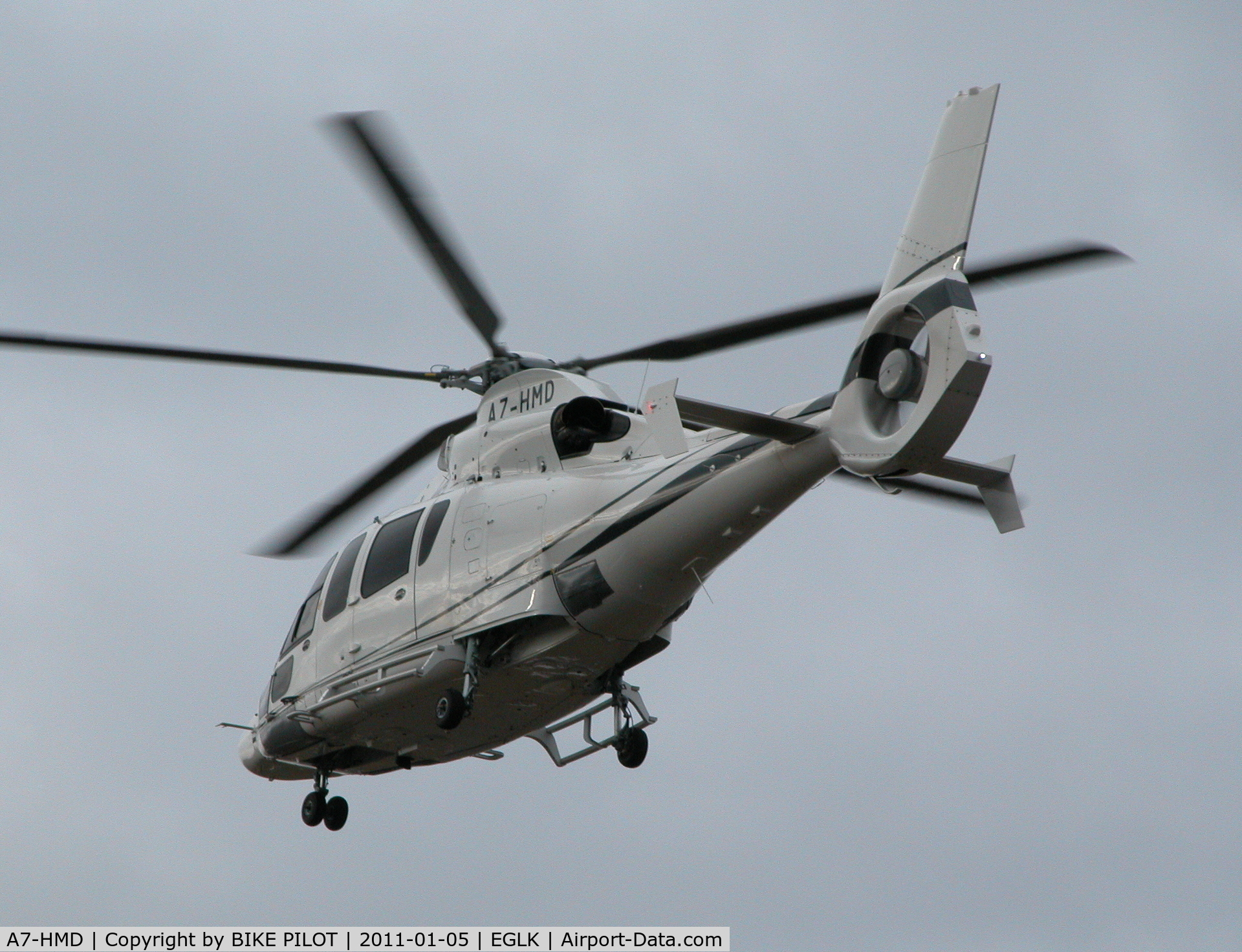 A7-HMD, 2009 Eurocopter EC-155B-1 C/N 6850, Mike Delta manouvering at Blackbushe