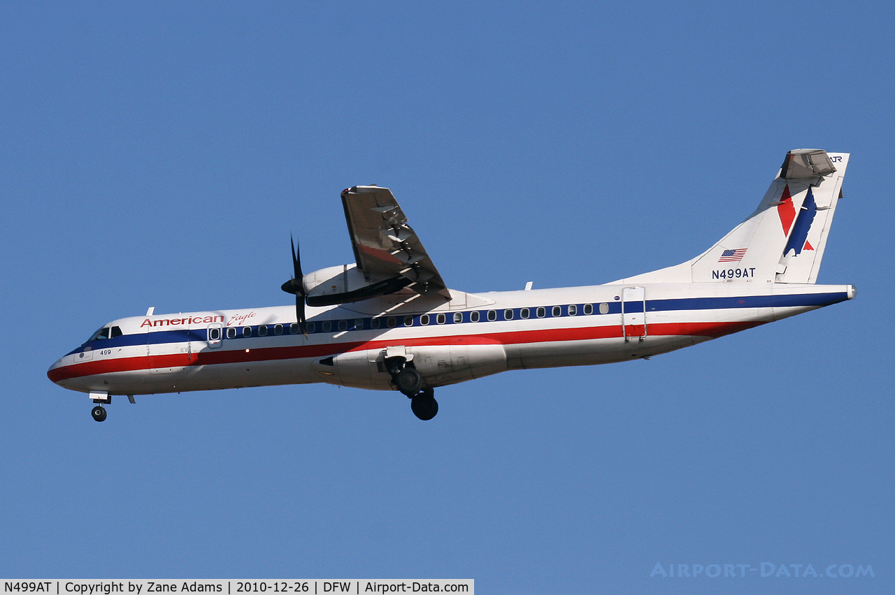 N499AT, 1997 ATR 72-212A C/N 499, American Eagle at DFW Airport