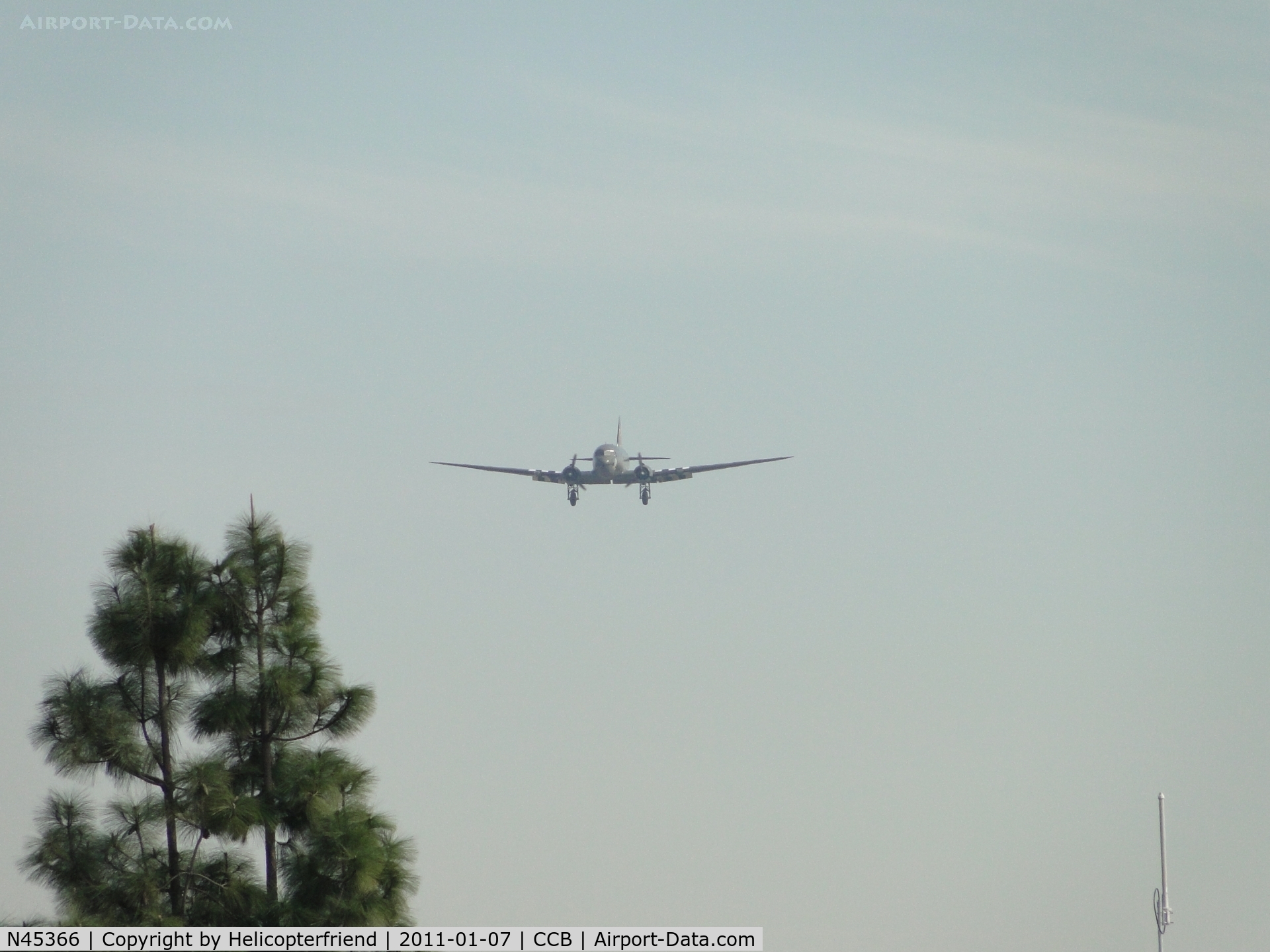N45366, 1943 Douglas C-53D-DO Skytrooper (DC-3A) C/N 11757, On one mile final to runway 24