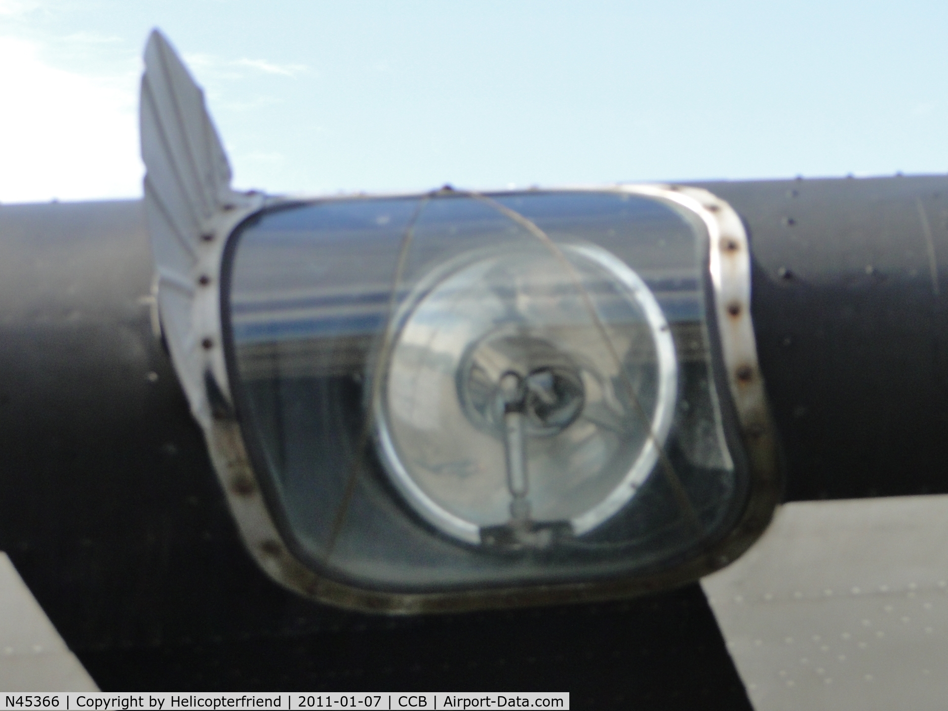 N45366, 1943 Douglas C-53D-DO Skytrooper (DC-3A) C/N 11757, One of the large landing lights in the wings