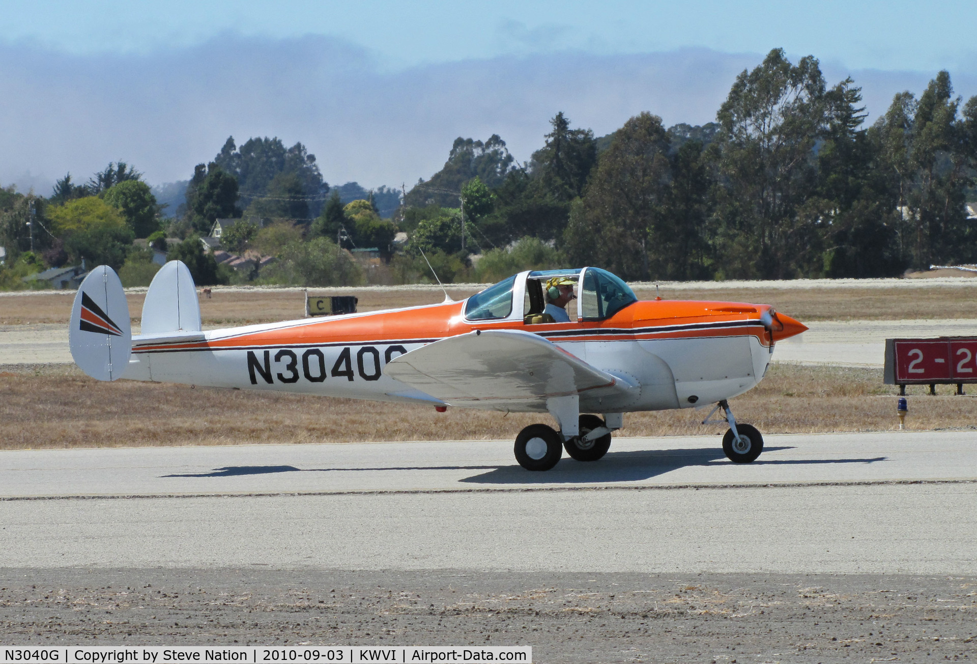 N3040G, 1961 Forney F-1A Aircoupe C/N 5740, Santa Paula, CA-based 1961 Aircoupe F-1A taxiing @ 2010 Watsonville Fly-In