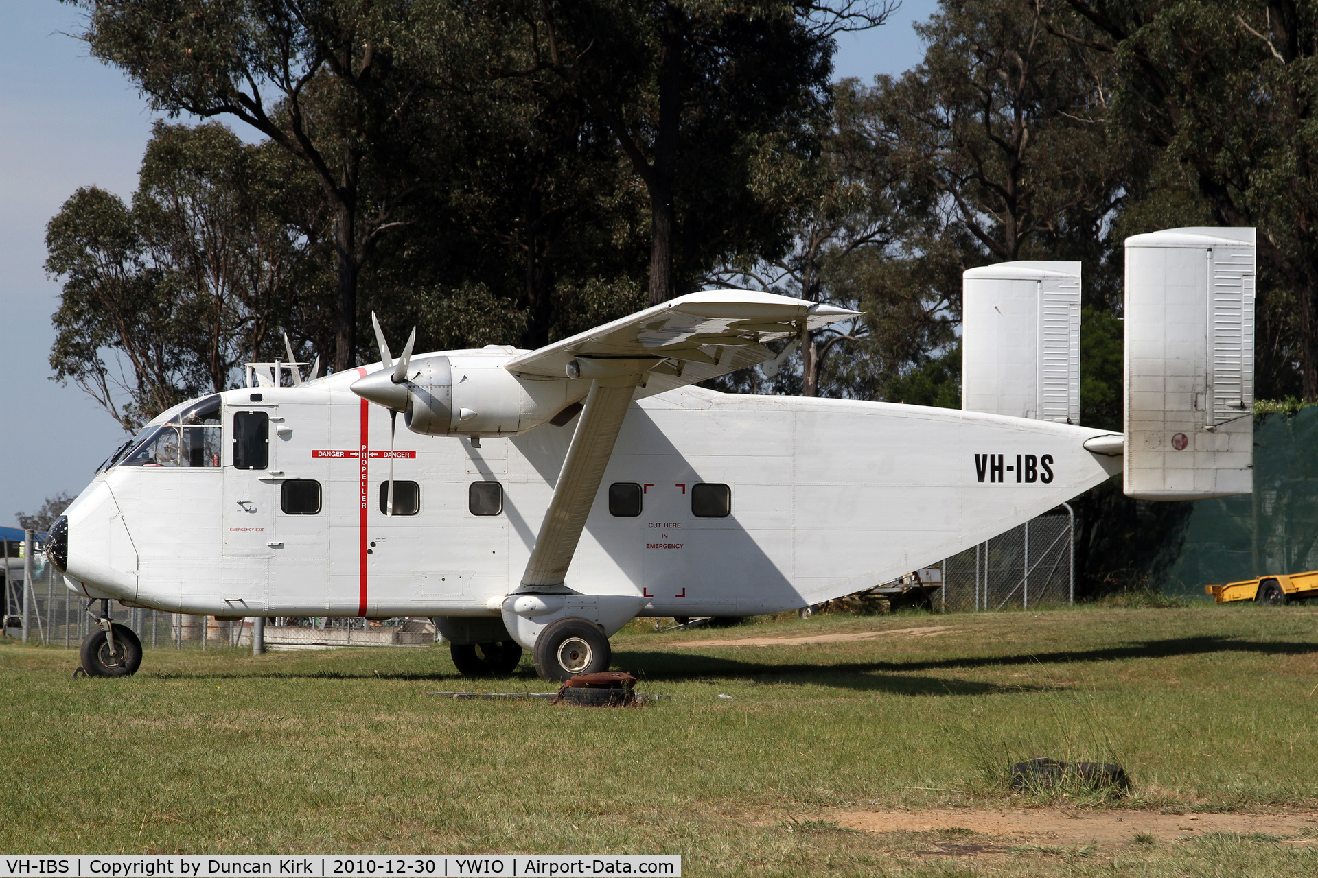 VH-IBS, 1971 Short SC-7 Skyvan 3-100 C/N SH.1893, Active Skydiving aircraft based at Picton, NSW