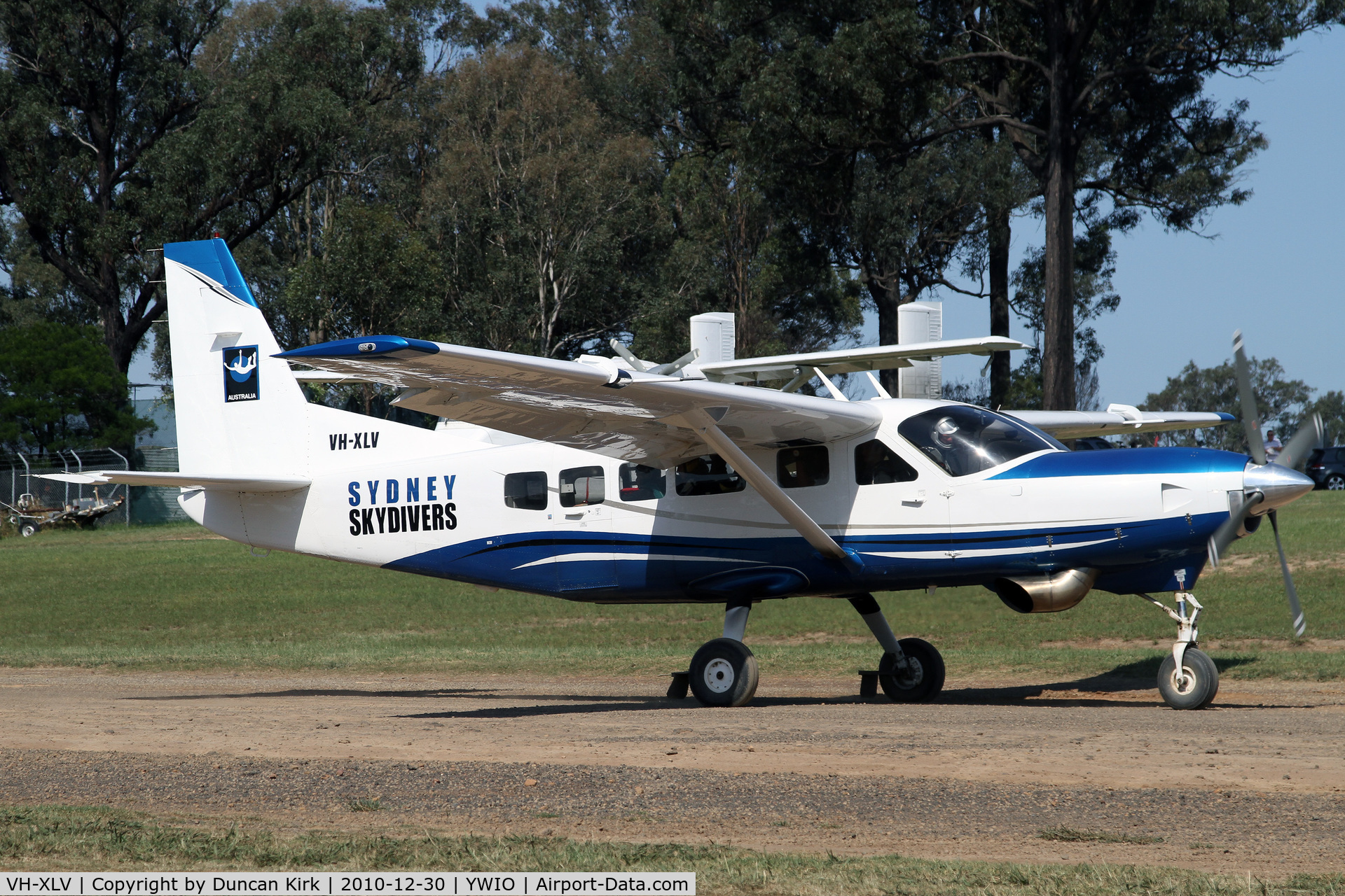 VH-XLV, Cessna 208 Caravan 1 C/N 20800053, One of several planes used by Sydney Skydivers at Picton
