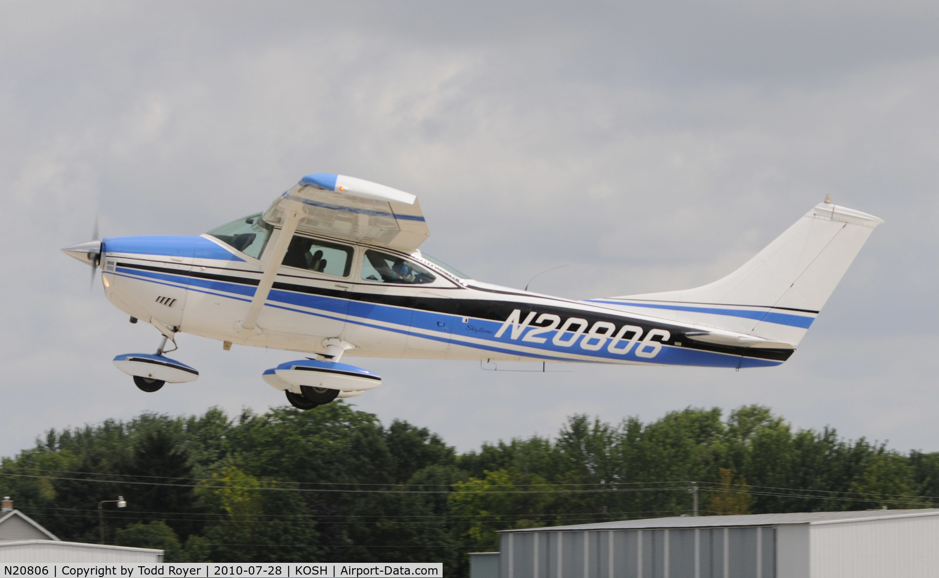N20806, 1972 Cessna 182P Skylane C/N 18261220, AIRVENTURE 2010