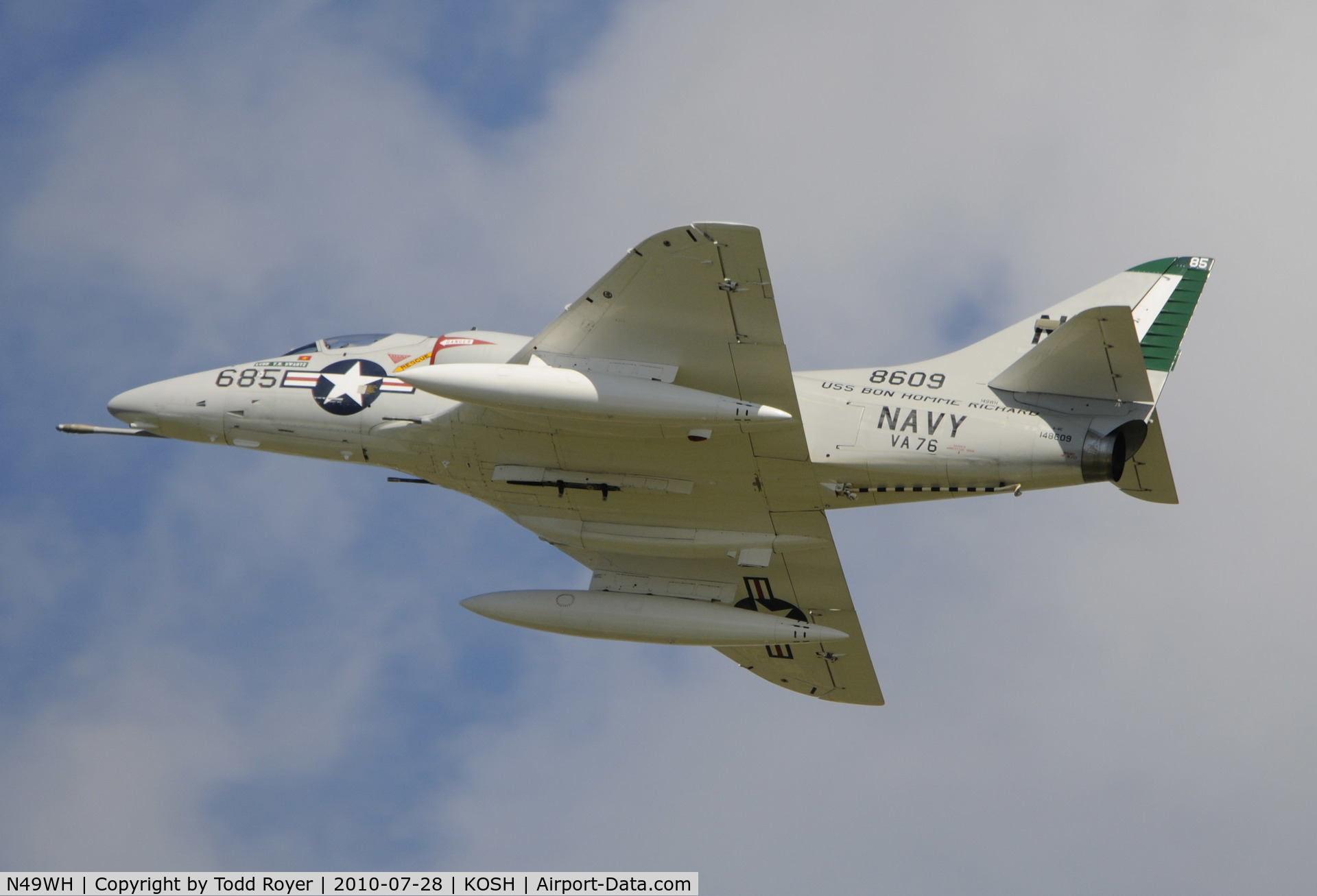 N49WH, 1959 Douglas A-4B Skyhawk C/N 11366, AIRVENTURE 2010