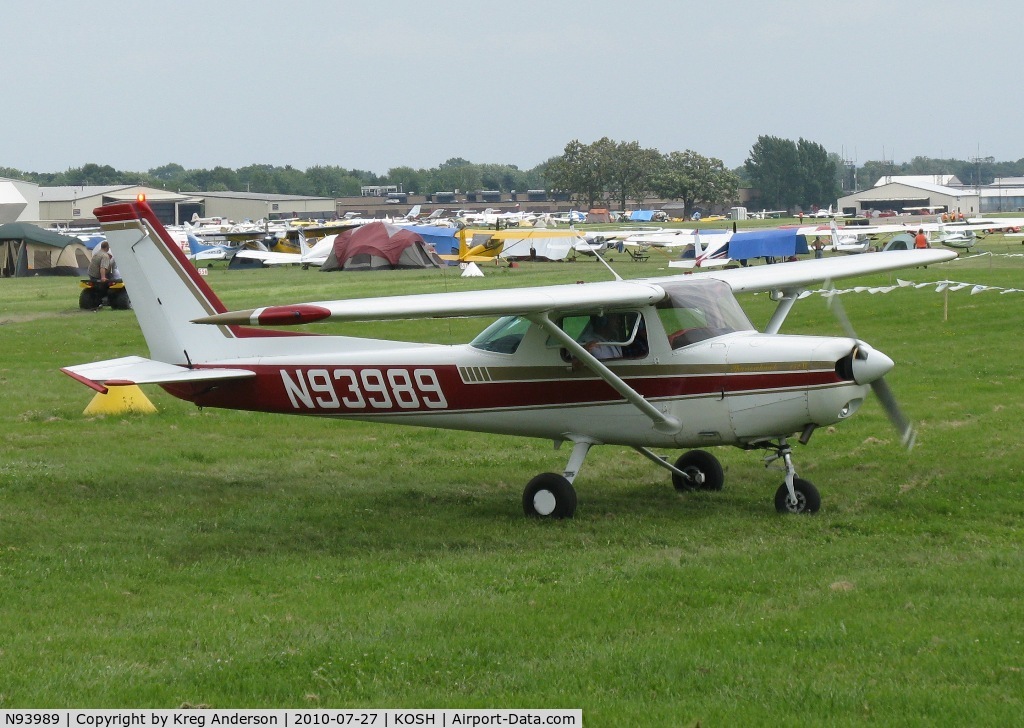 N93989, 1982 Cessna 152 C/N 15285580, EAA AirVenture 2010