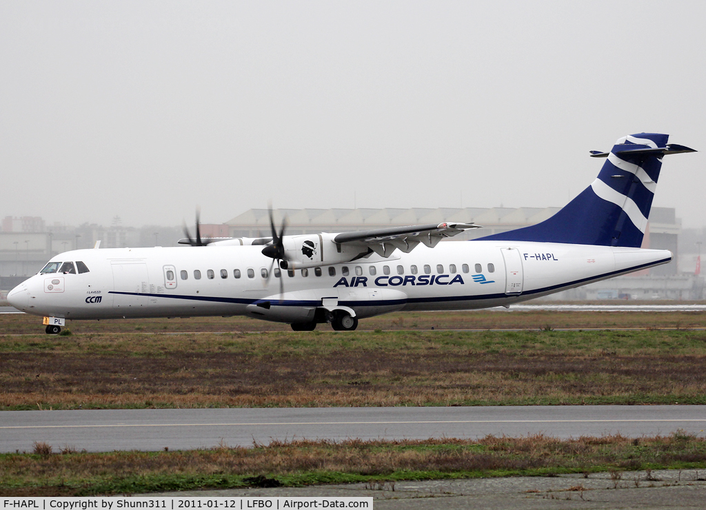 F-HAPL, 2000 ATR 72-212A C/N 654, Taxiing holding point rwy 32R for departure...