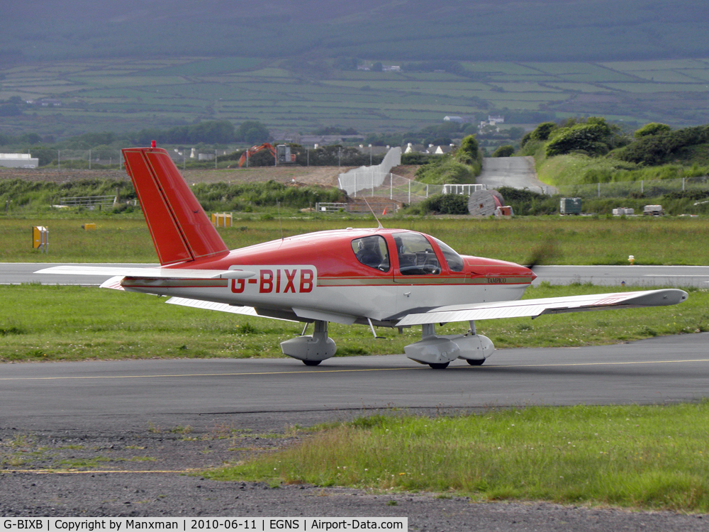 G-BIXB, 1981 Socata TB-9 Tampico C/N 208, SOCATA Tampico G-BIXB departs