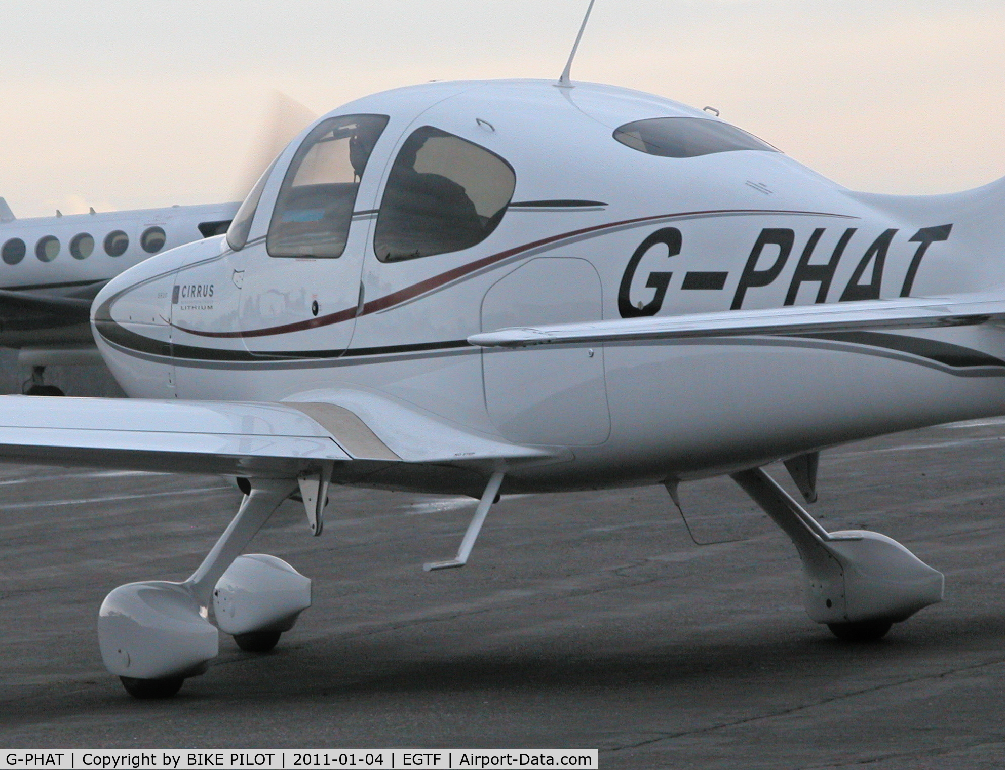 G-PHAT, 2008 Cirrus SR20 G3 C/N 1999, Taxying out to the rwy