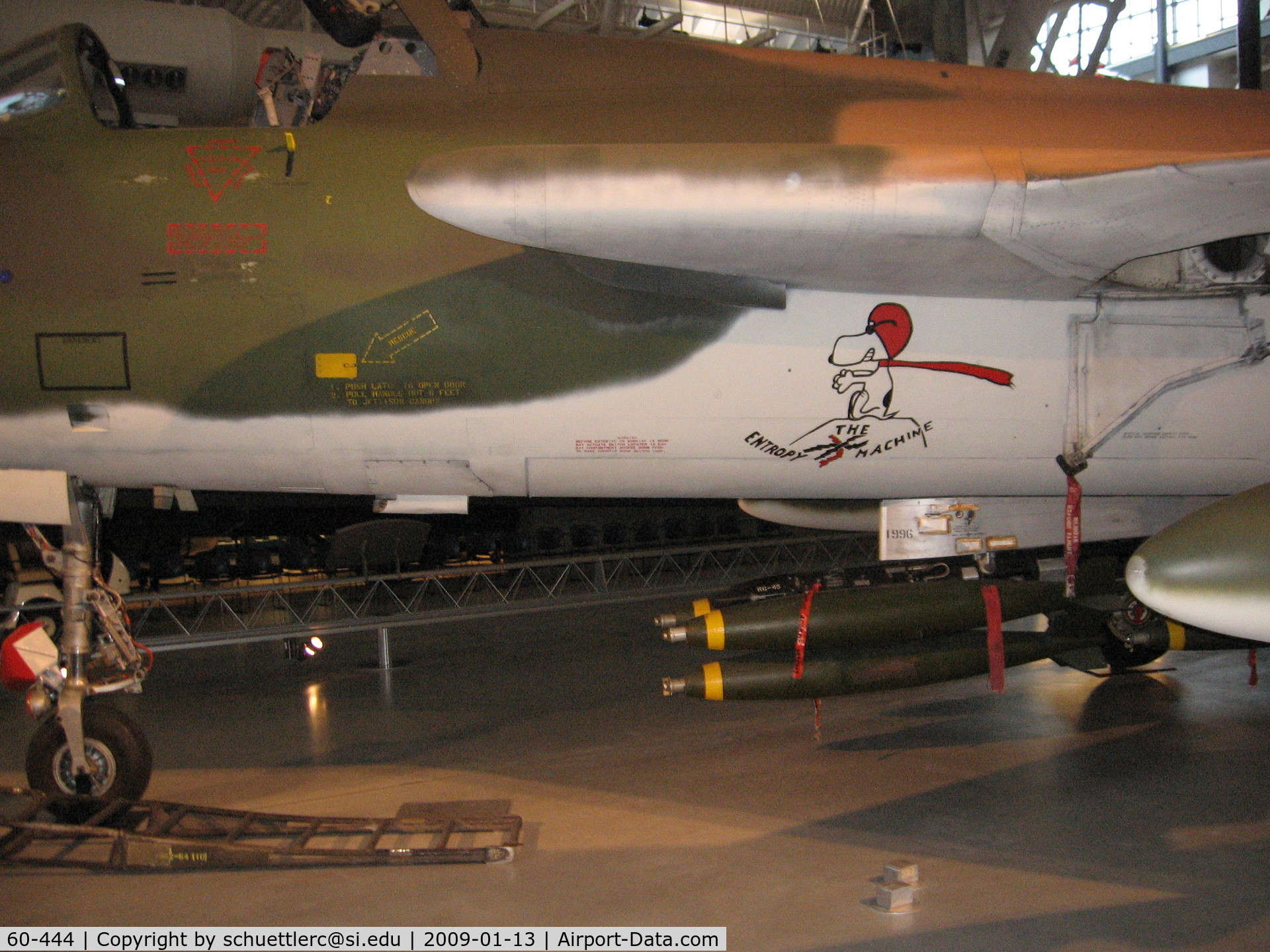 60-444, 1960 Republic F-105D Thunderchief C/N D133, redo of nose art
