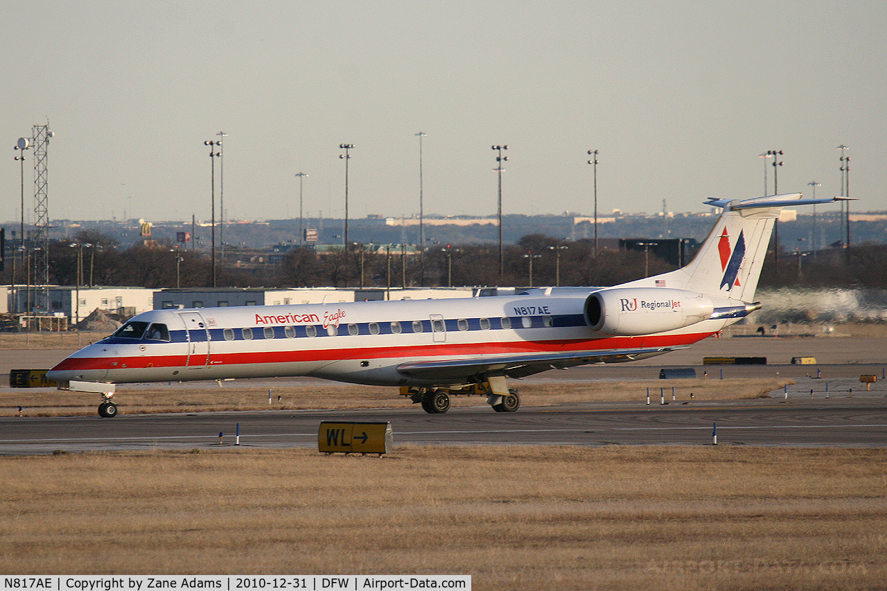 N817AE, 2002 Embraer ERJ-140LR (EMB-135KL) C/N 145554, American Eagle at DFW Airport