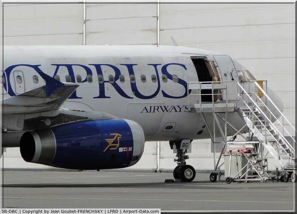 5B-DBC, 1992 Airbus A320-231 C/N 295, au parking Sogerma