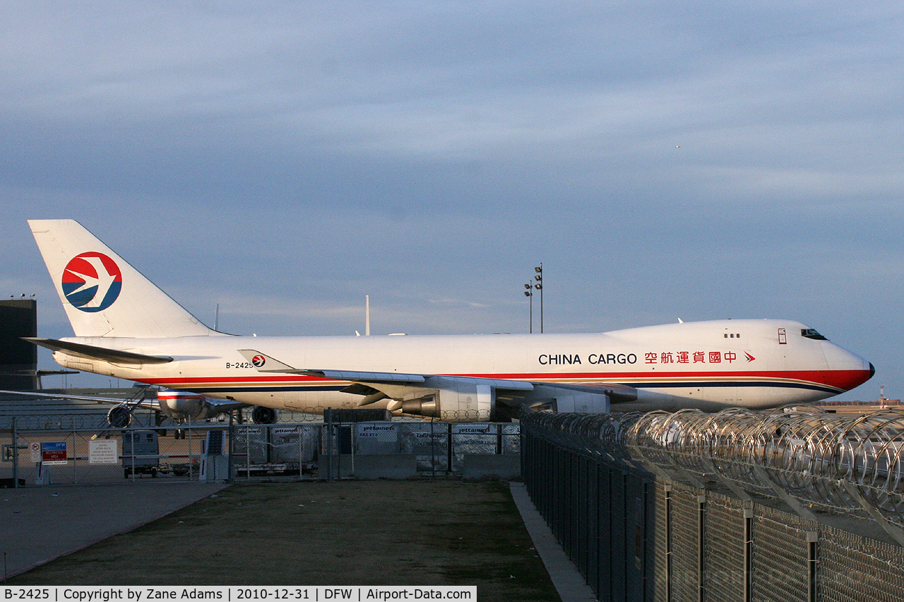 B-2425, 2006 Boeing 747-40BF/ER/SCD C/N 35207/1377, China Air Cargo at DFW Airport