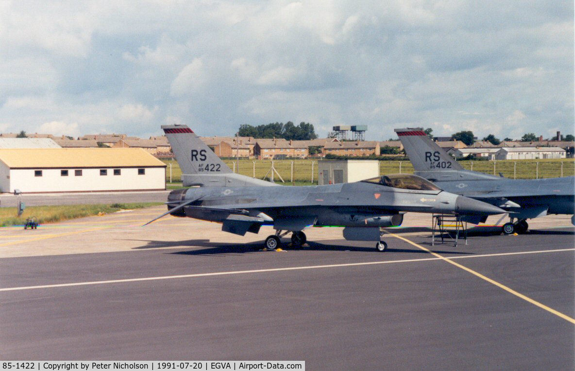 85-1422, 1985 General Dynamics F-16C Fighting Falcon C/N 5C-202, F-16C Falcon, callsign Cash 14, of 526th Tactical Fighter Squadron/86th Tactical Fighter Wing on the flight-line at the 1991 Intnl Air Tattoo at RAF Fairford.