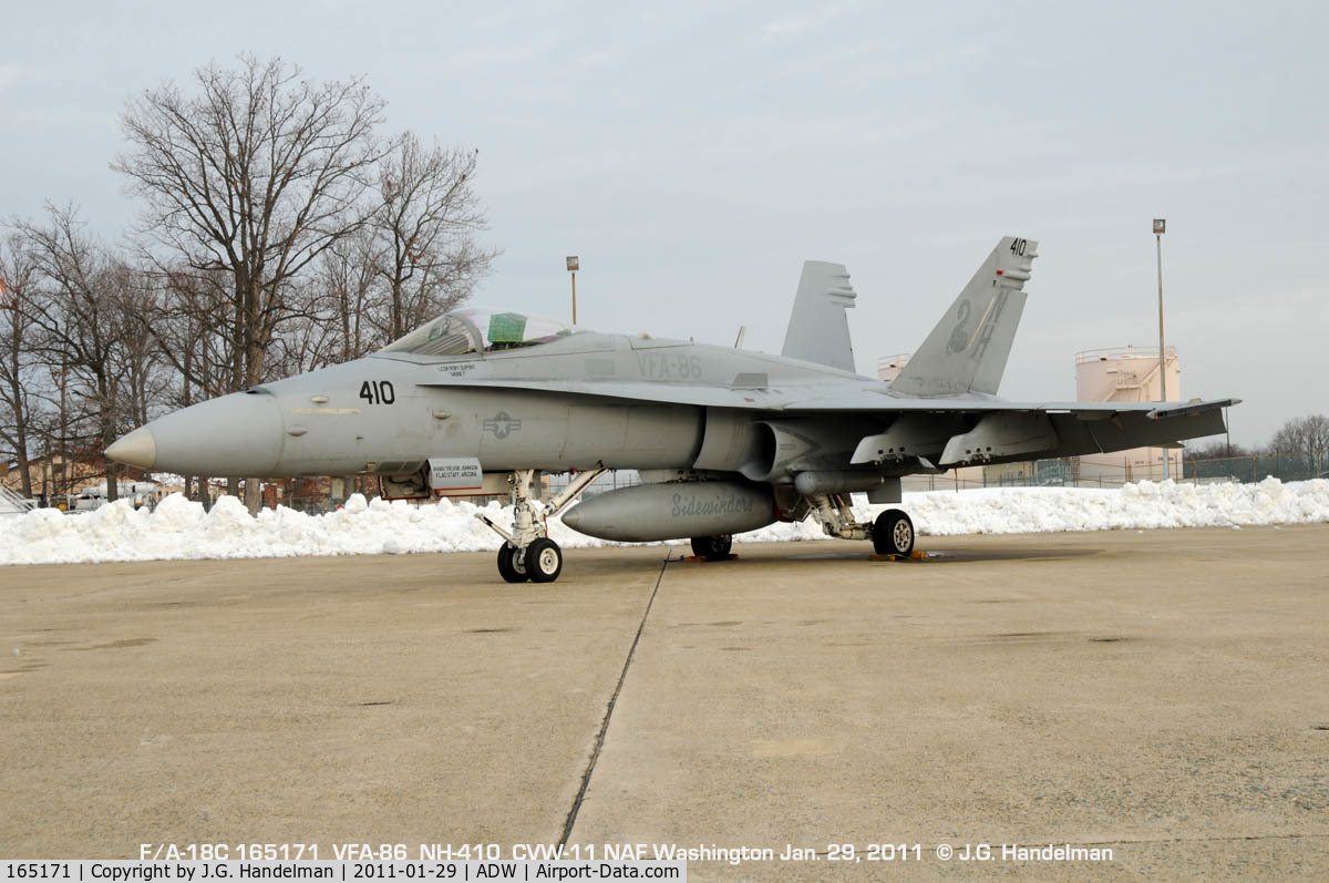 165171, McDonnell Douglas F/A-18C Hornet C/N 1287/C396, Gray day in Maryland