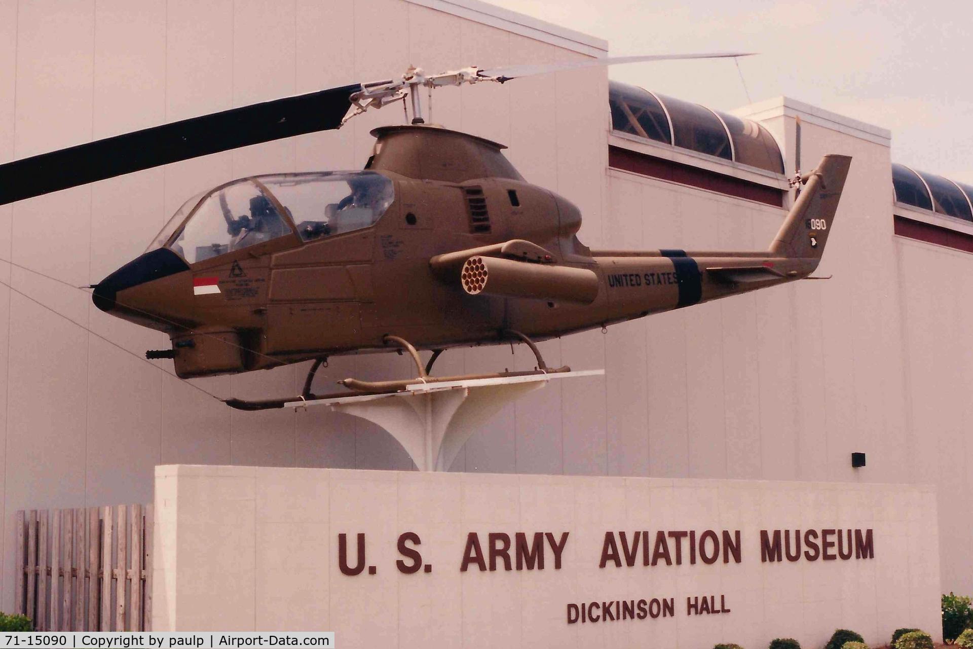 71-15090, 1971 Bell AH-1G Cobra C/N 21050, Scanned Photo