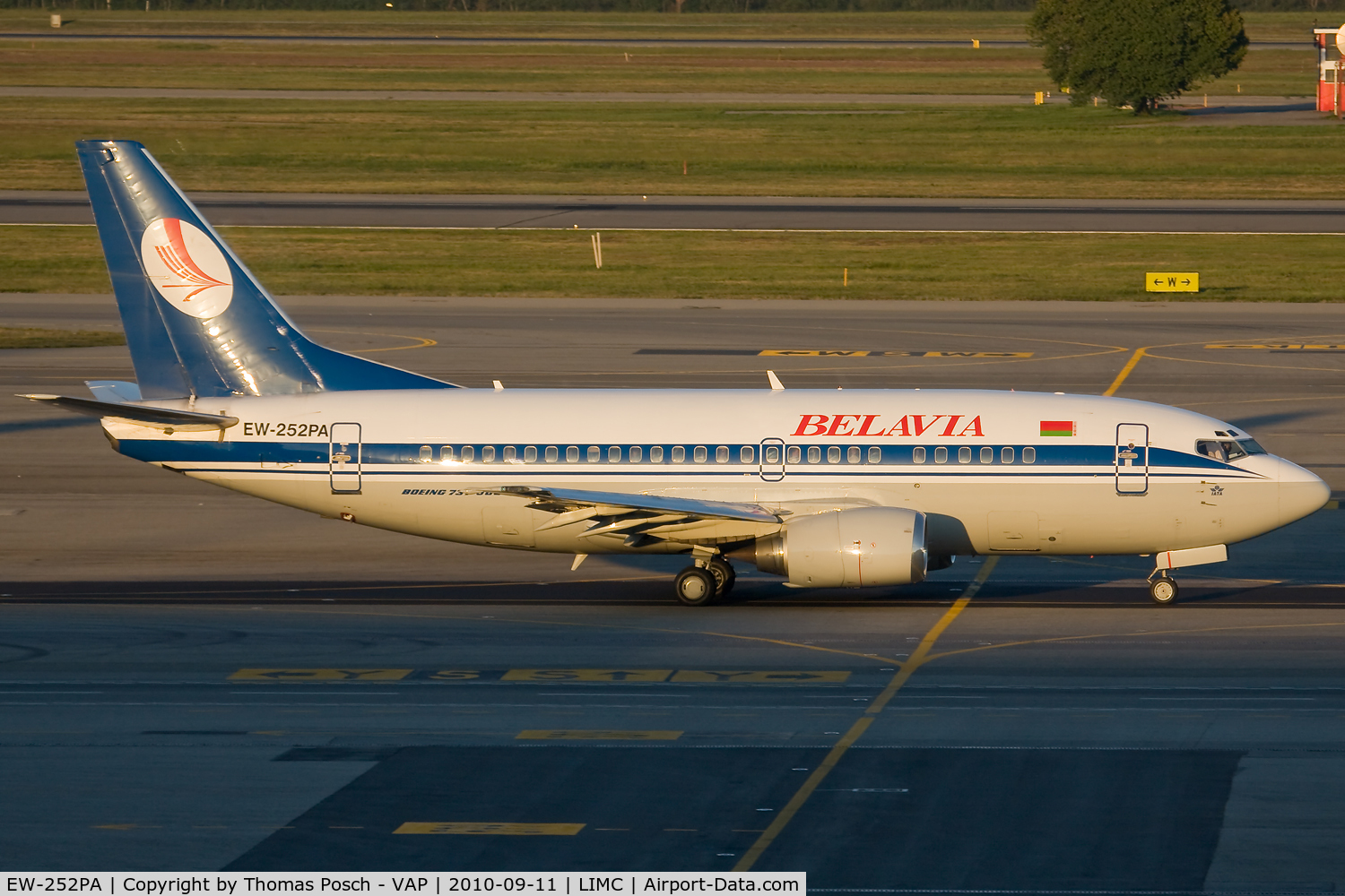 EW-252PA, 1996 Boeing 737-524 C/N 26340, Belavia