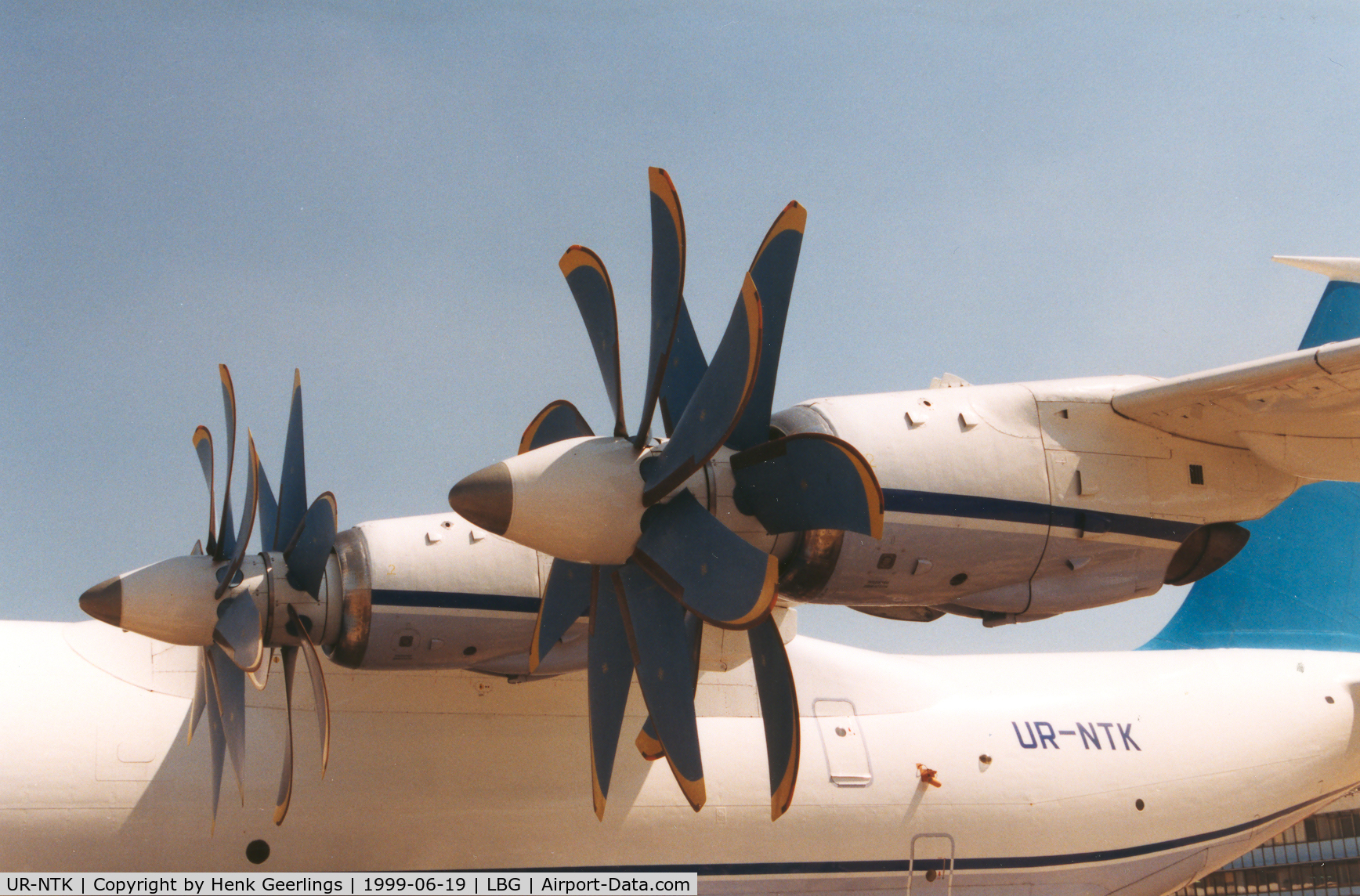UR-NTK, Antonov An-70 C/N 770102, Le Bourget Air Show 1999