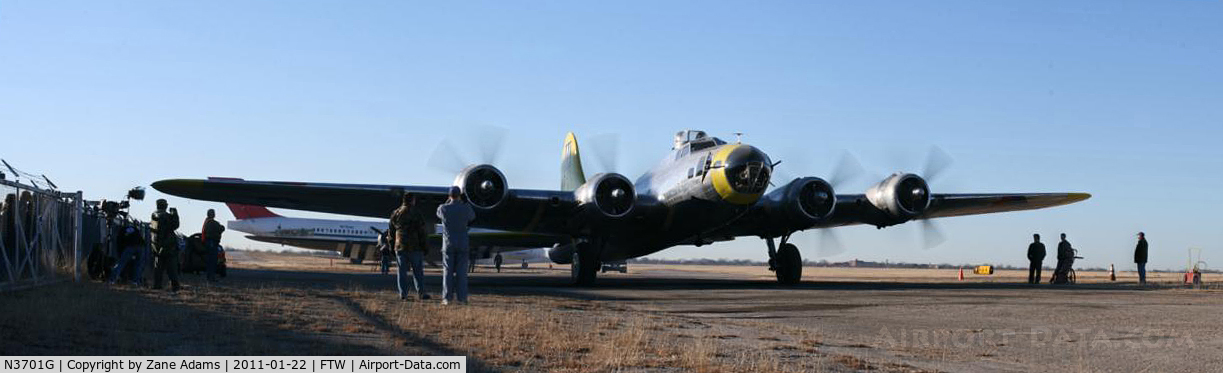 N3701G, 1944 Boeing B-17G Flying Fortress C/N 44-8543A, B-17G 