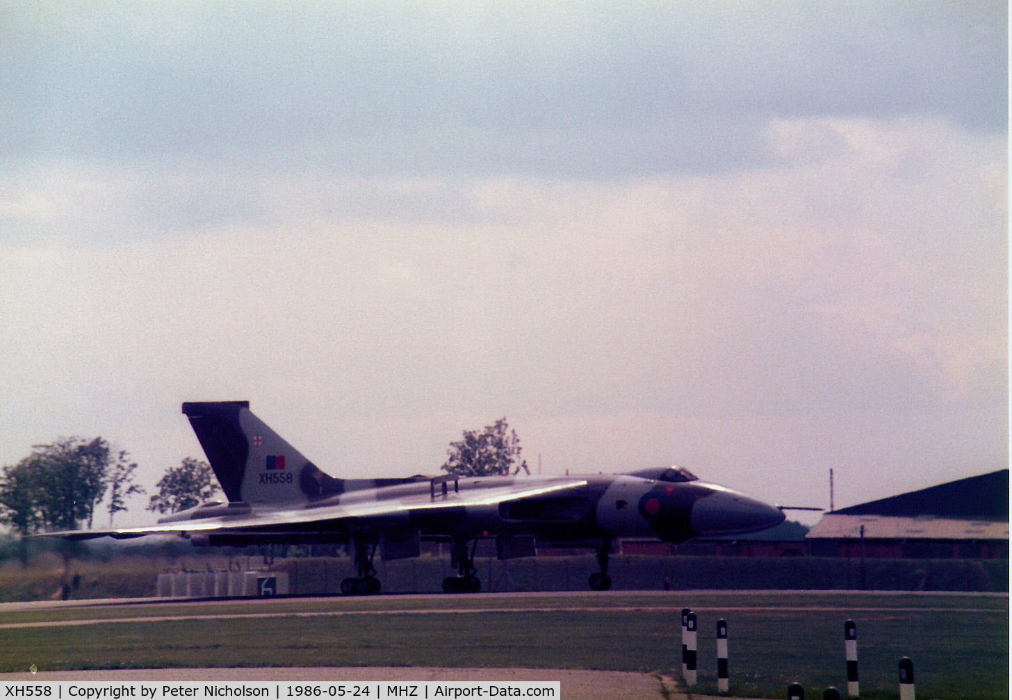 XH558, 1960 Avro Vulcan B.2 C/N Set 12, The 1986 RAF Mildenhall Air Fete was the first season for the Vulcan Display Flight and until 1992 this Vulcan was the RAF display aircraft.