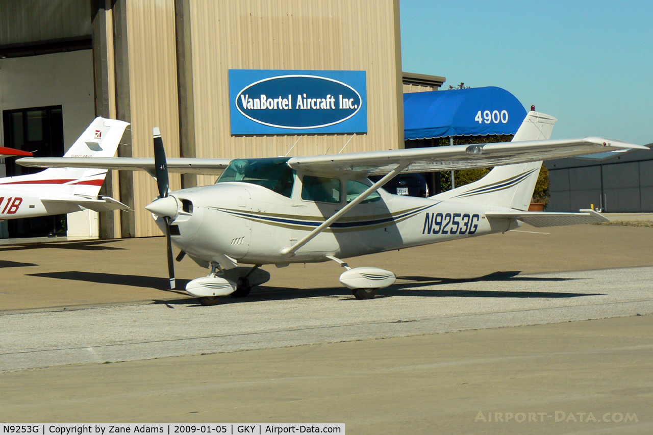 N9253G, 1971 Cessna 182N Skylane C/N 18260793, At Arlington Municipal Airport