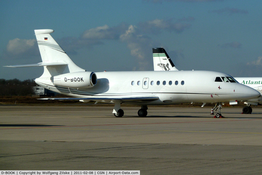 D-BOOK, 2006 Dassault Falcon 2000EX C/N 70, visitor