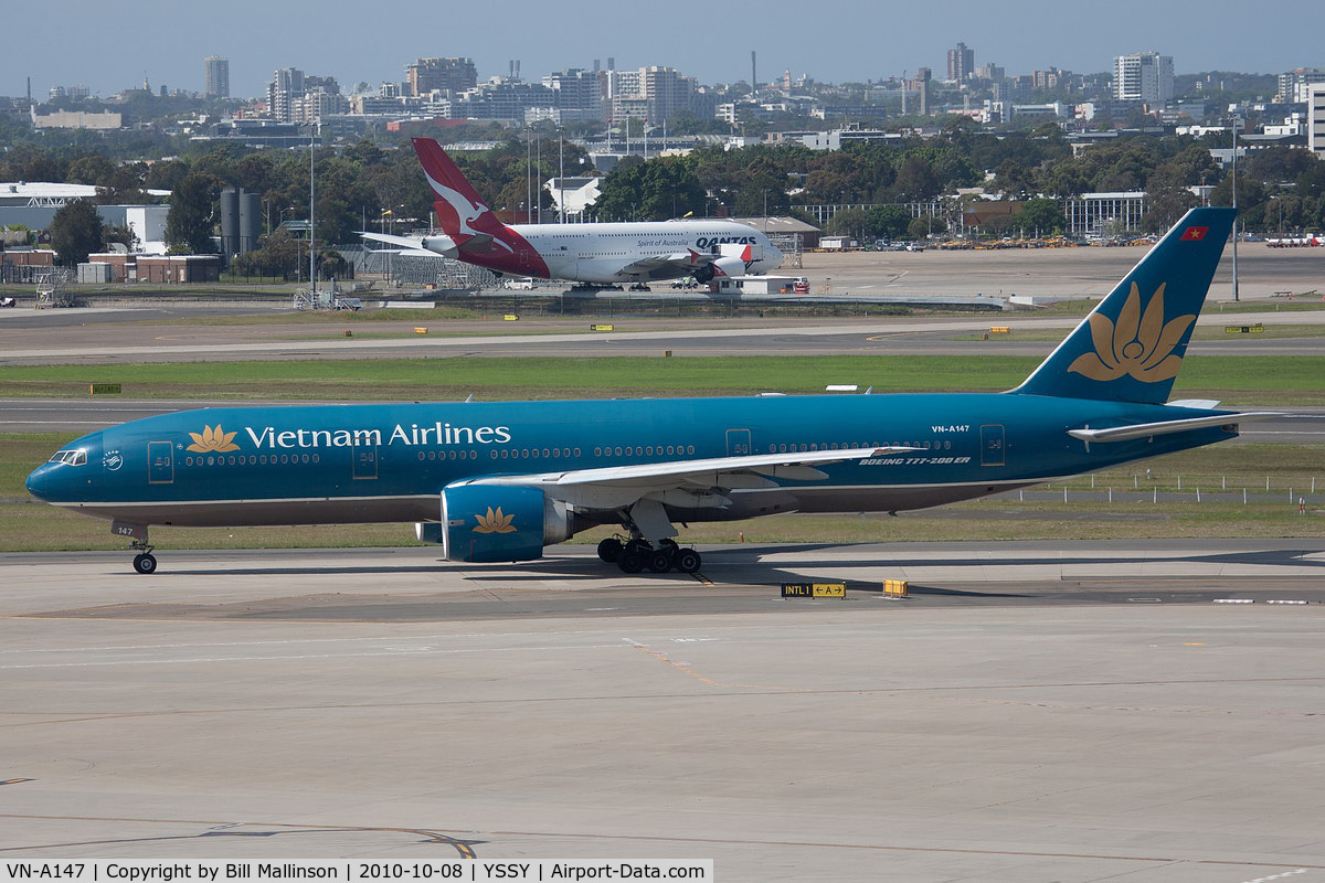 VN-A147, 1998 Boeing 777-2Q8/ER C/N 27607, taxi to 16R