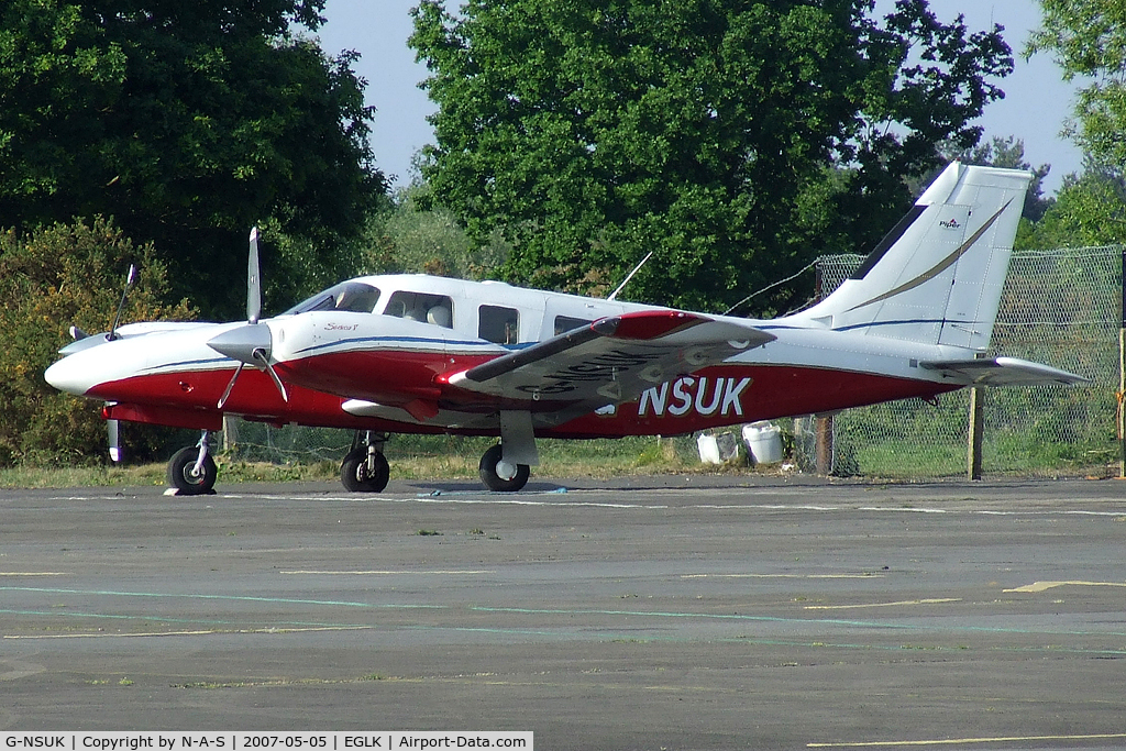 G-NSUK, 2002 Piper PA-34-220T Seneca V C/N 34-49256, Based