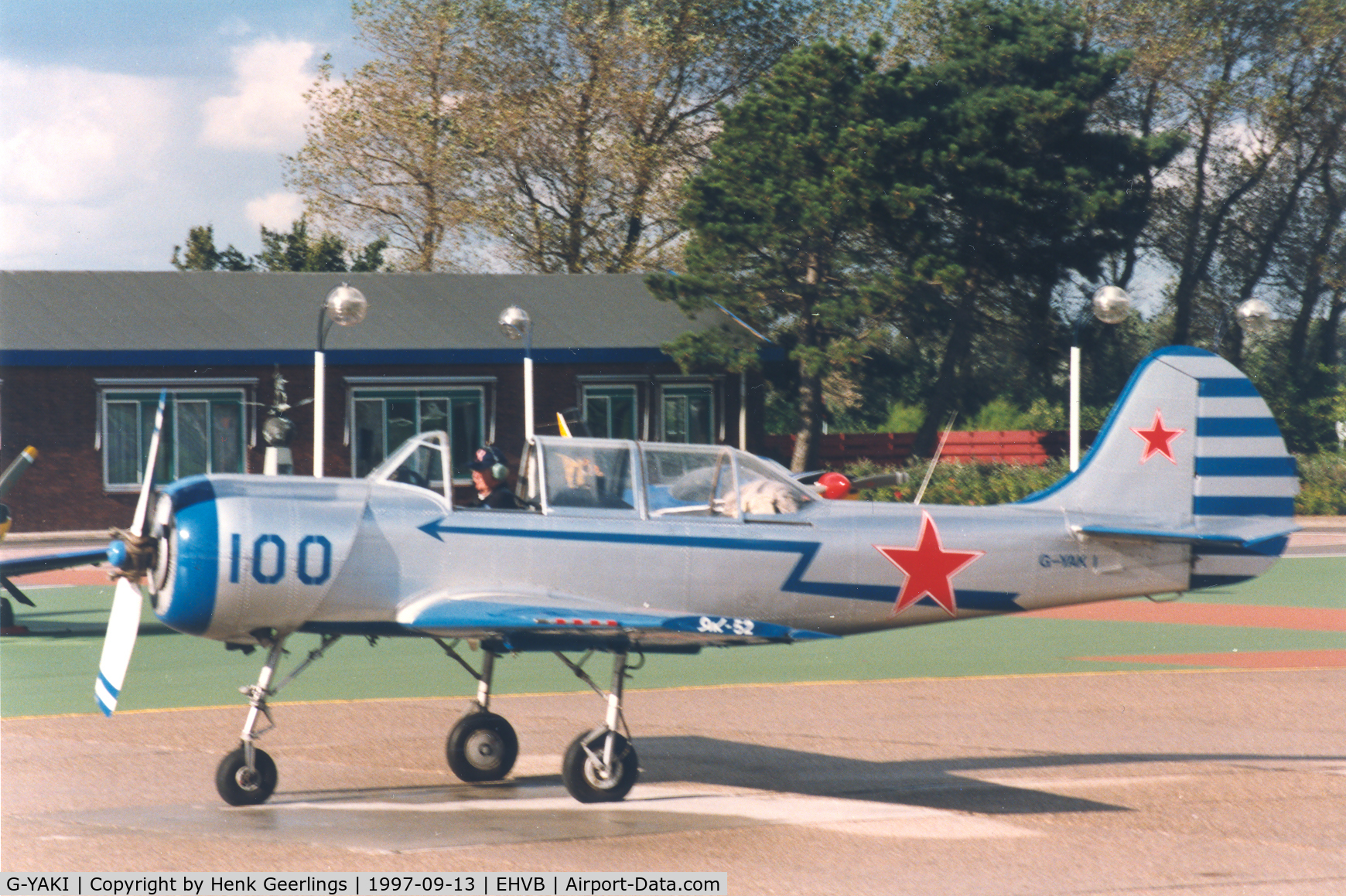 G-YAKI, 1986 Bacau Yak-52 C/N 866904, Valkenburg Naval Airbase
