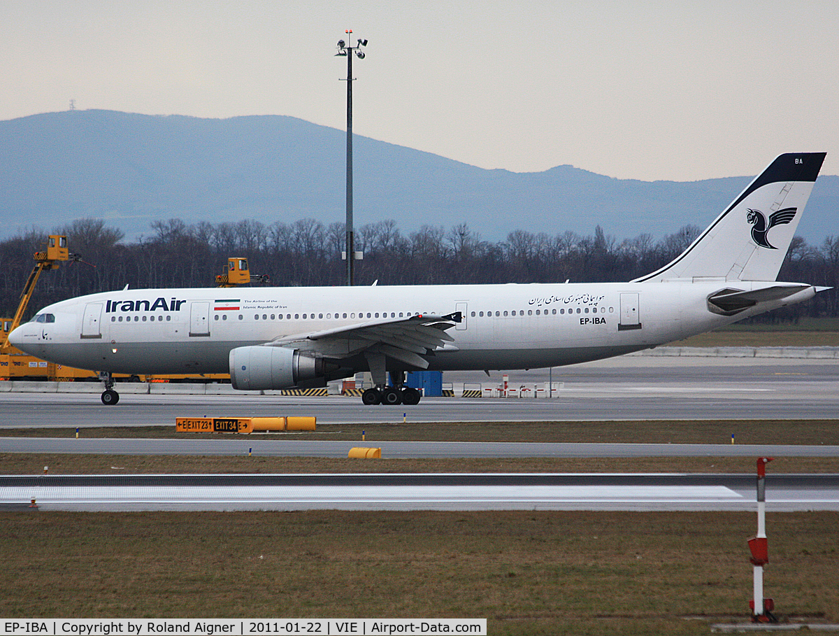 EP-IBA, 1993 Airbus A300B4-605R C/N 723, .