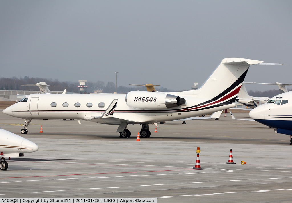 N465QS, 2001 Gulfstream Aerospace G-IV C/N 1463, Parked at the TAG Aviation area...
