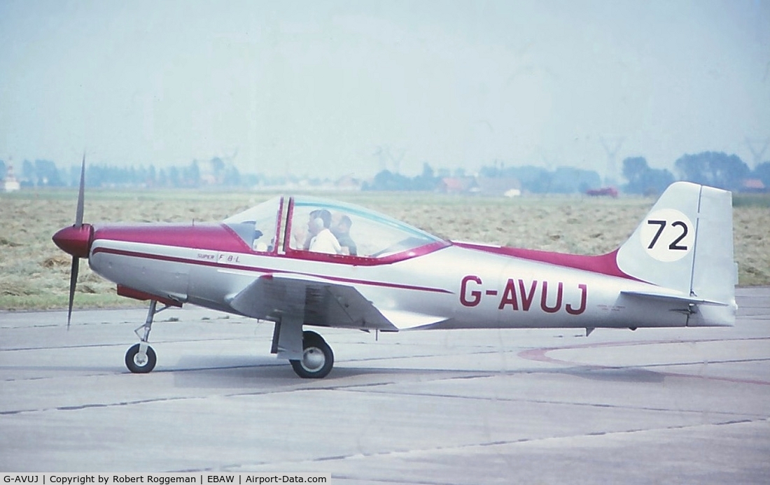 G-AVUJ, 1967 Laverda F-8L Falco 4 C/N 412, 1970's.Racenumber 72