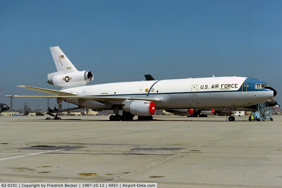 82-0191, 1983 McDonnell Douglas KC-10A Extender C/N 48213, flightline at March AFB