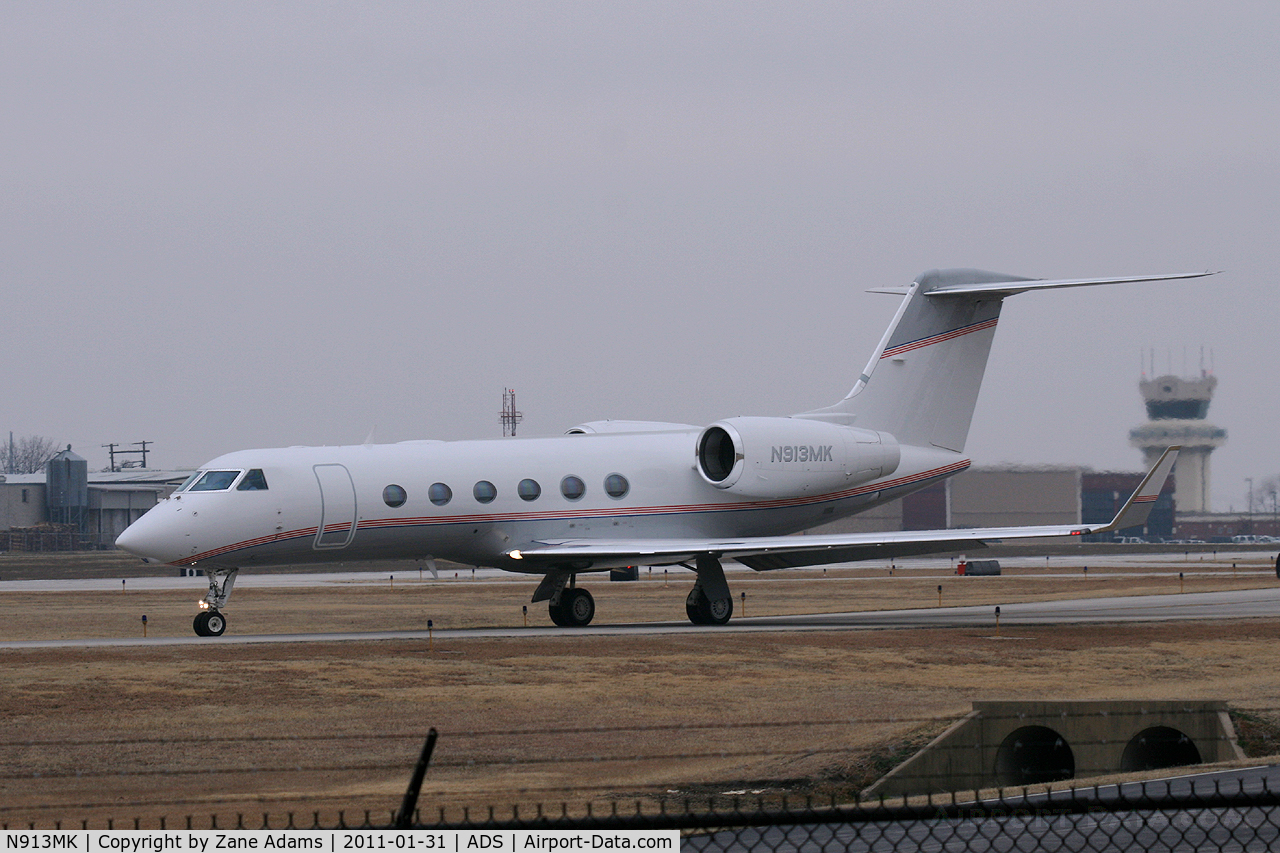 N913MK, 2007 Gulfstream Aerospace GIV-X (G450) C/N 4075, At Addison Airport - Dallas, TX