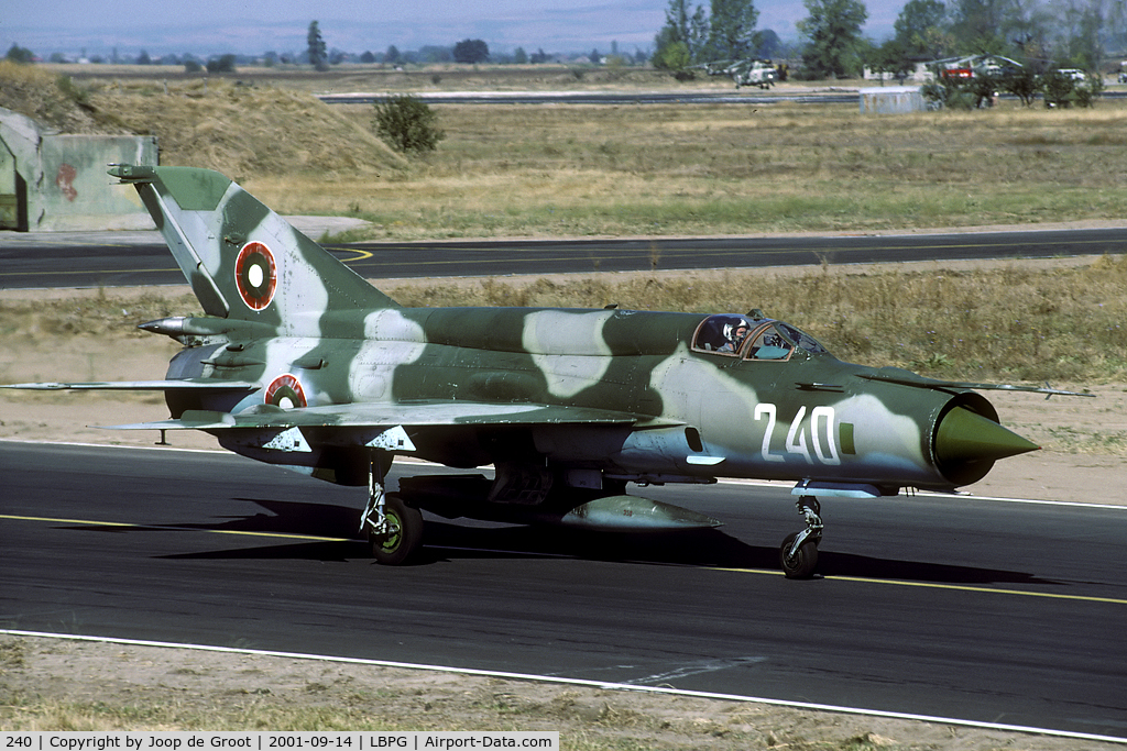 240, Mikoyan-Gurevich MiG-21bis C/N 75094240, To avoid double serials in the Bulgarian AF inventory this MiG-21 was reserialled 340 a few years later.