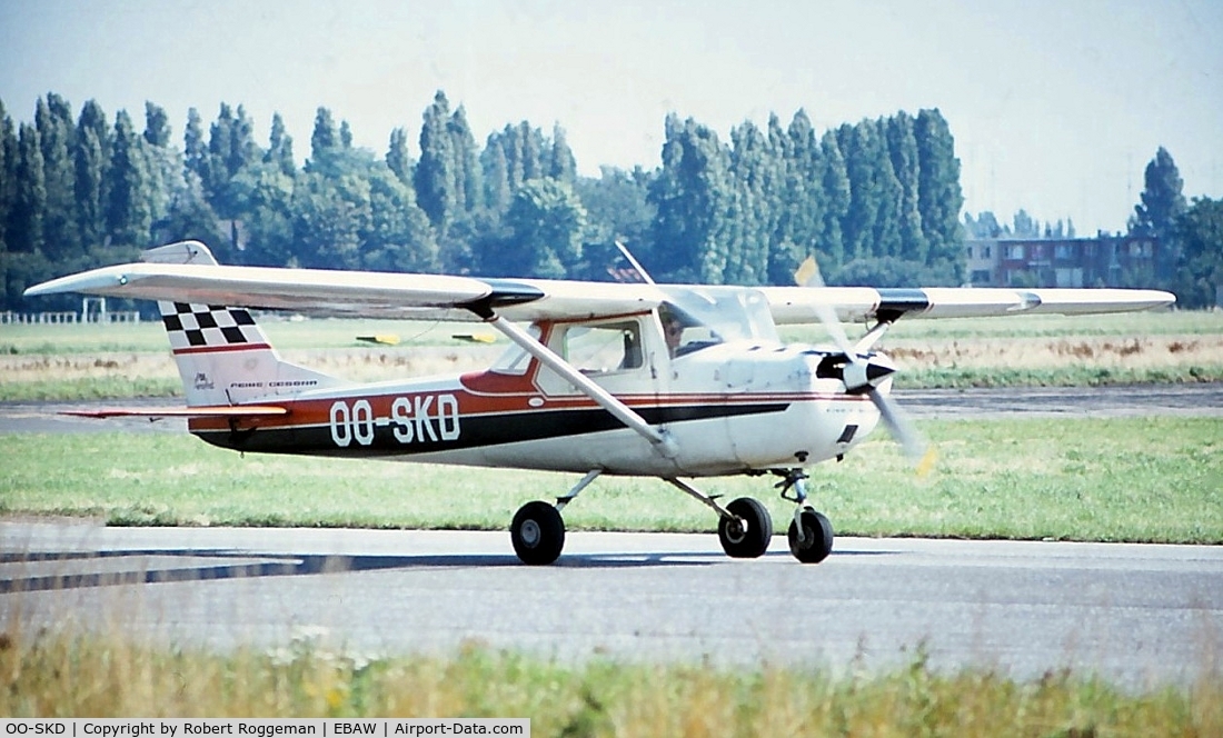 OO-SKD, 1969 Reims F150J C/N 0007, Cessna F.150K Aerobat.1970's
