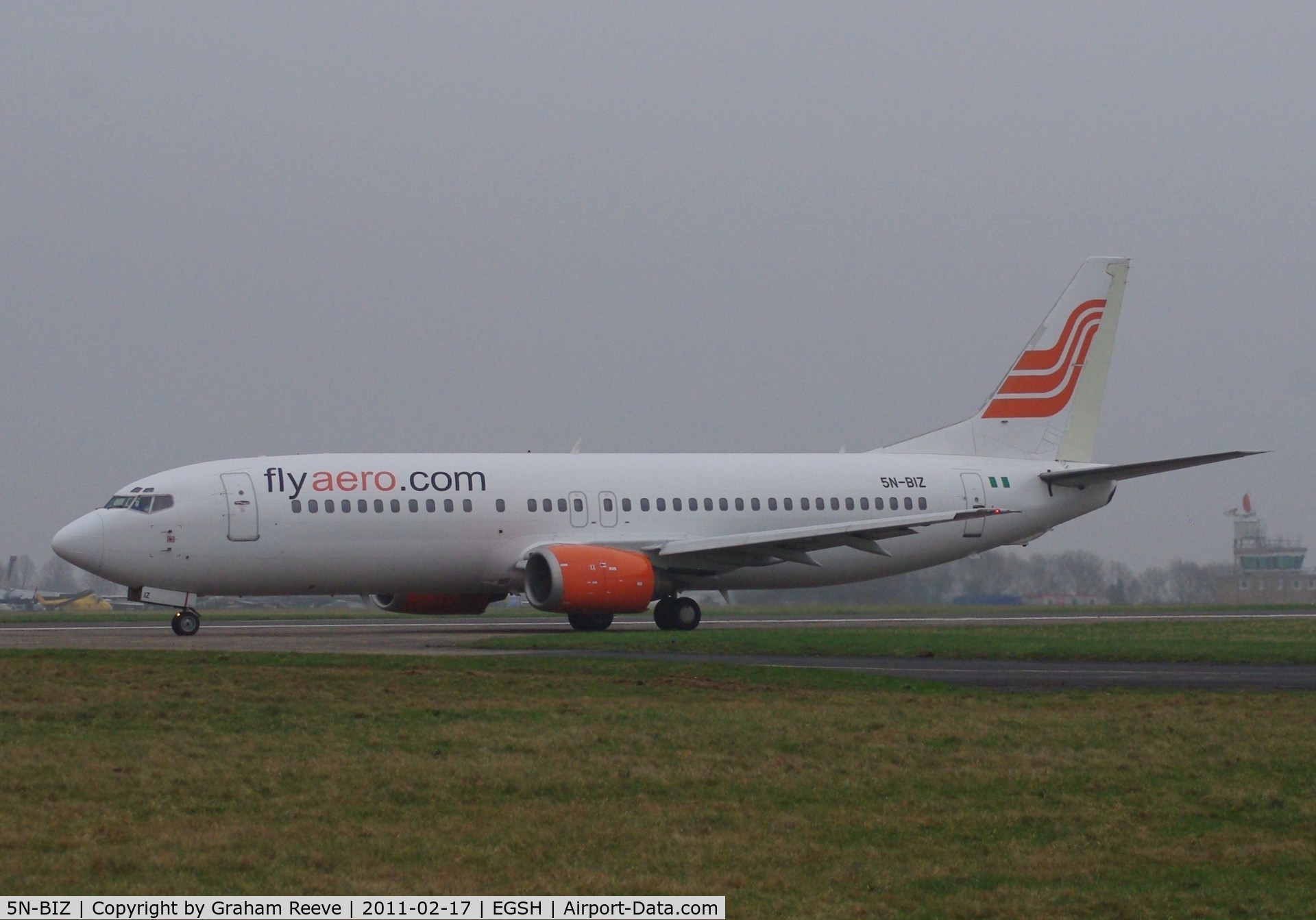 5N-BIZ, 1990 Boeing 737-4B7 C/N 24558/1845, About to depart.