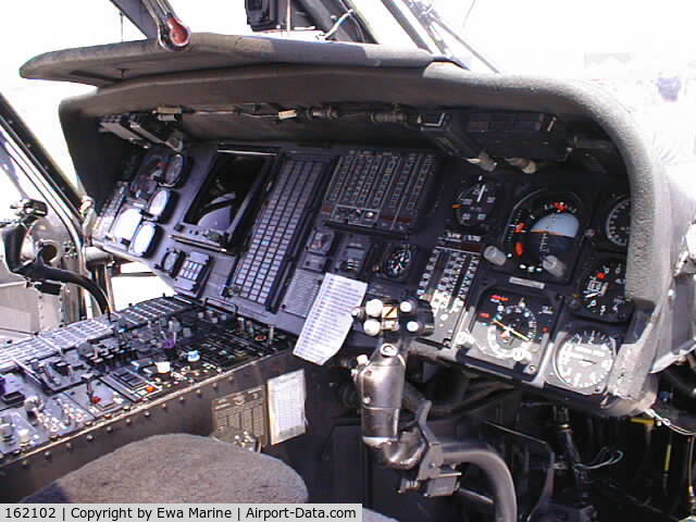 162102, Sikorsky SH-60B Seahawk C/N 70-0392, cockpit
