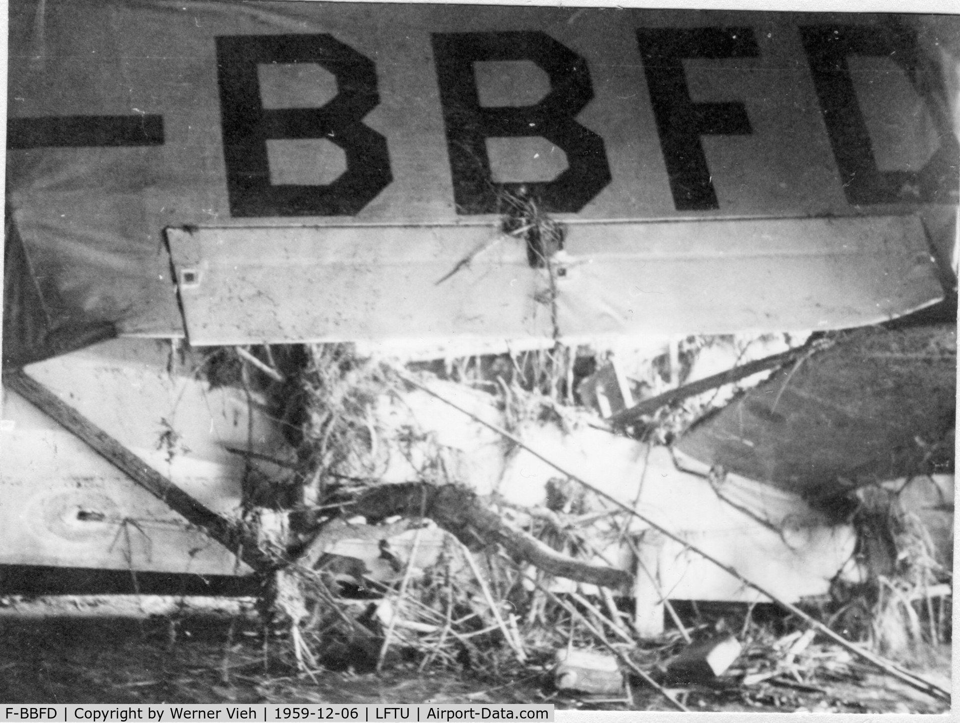 F-BBFD, Nord Stampe SV-4C C/N 148, Plane totaled by the Malpasset dam rupture on the Fréjus-Saint Raphaël airport (December 2nd 1959).  Picture shows collapsed hanger after flooding.