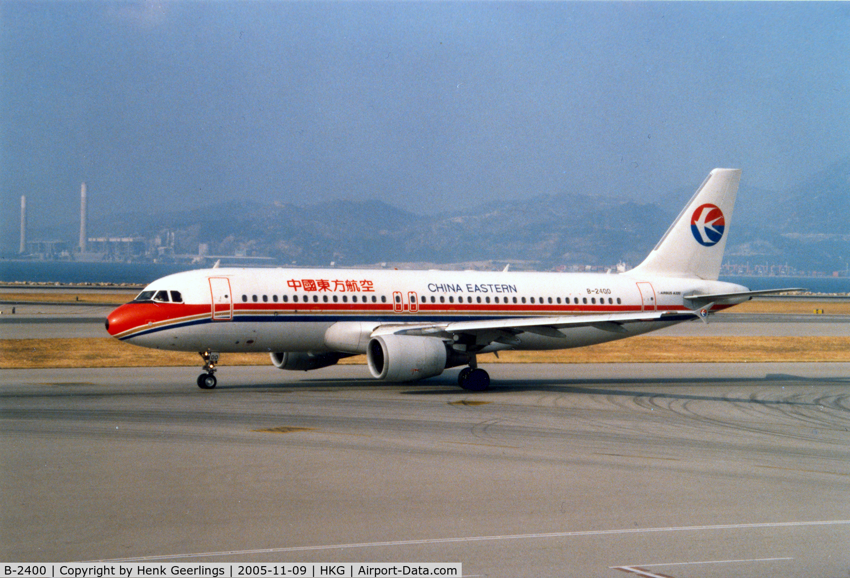 B-2400, 1999 Airbus A320-214 C/N 1072, China Eastern