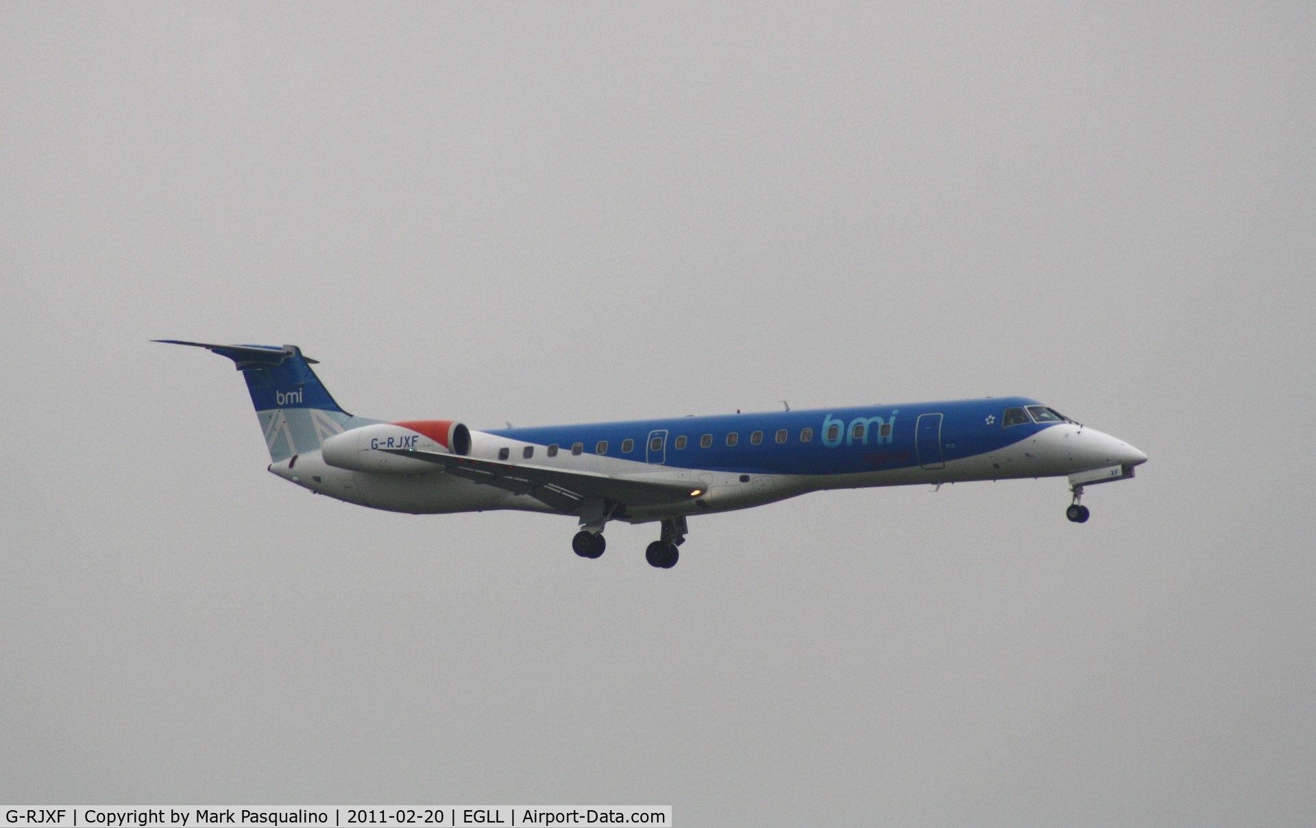 G-RJXF, 2000 Embraer EMB-145EP (ERJ-145EP) C/N 145280, EMB-145EP