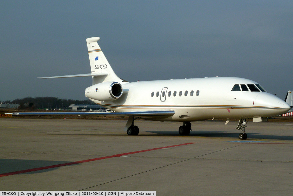 5B-CKO, 2006 Dassault Falcon 2000EX C/N 96, visitor