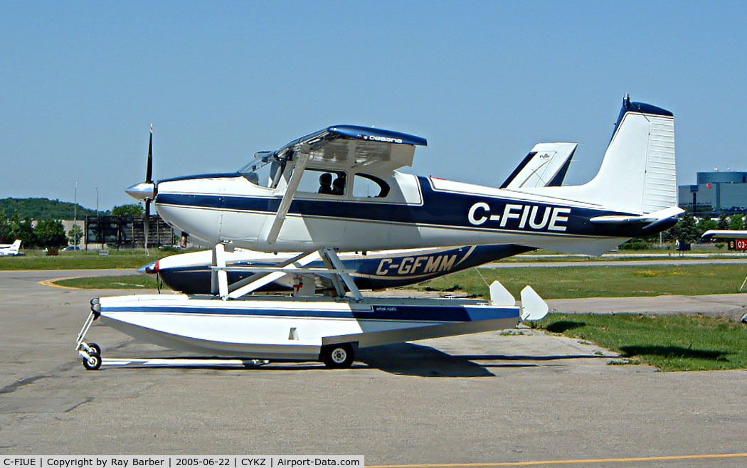 C-FIUE, 1956 Cessna 182 Skylane C/N 33120, Cessna 182 [33120] Toronto-Buttonville~C 22/06/2005