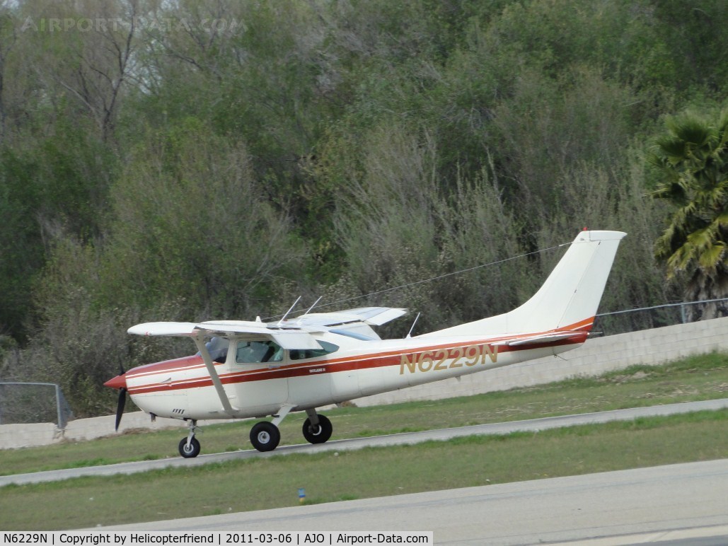 N6229N, 1980 Cessna T182 Skylane C/N 18267805, Just landed and rolling out