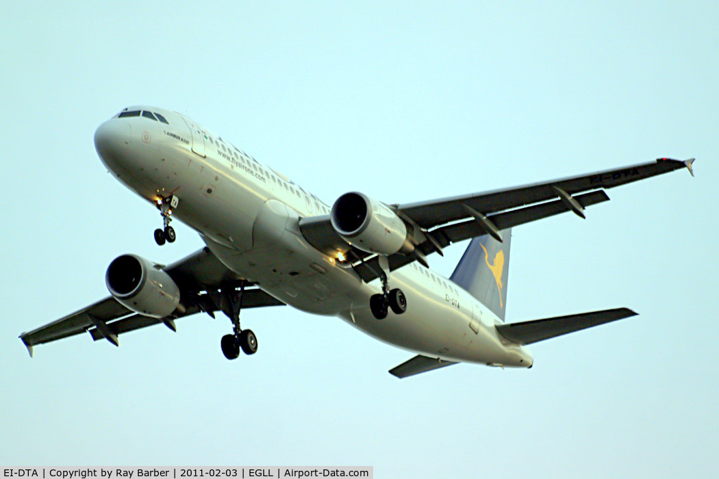 EI-DTA, 2008 Airbus A320-216 C/N 3732, Airbus A320-216 [3732] Air One Home~G 03/02/2011